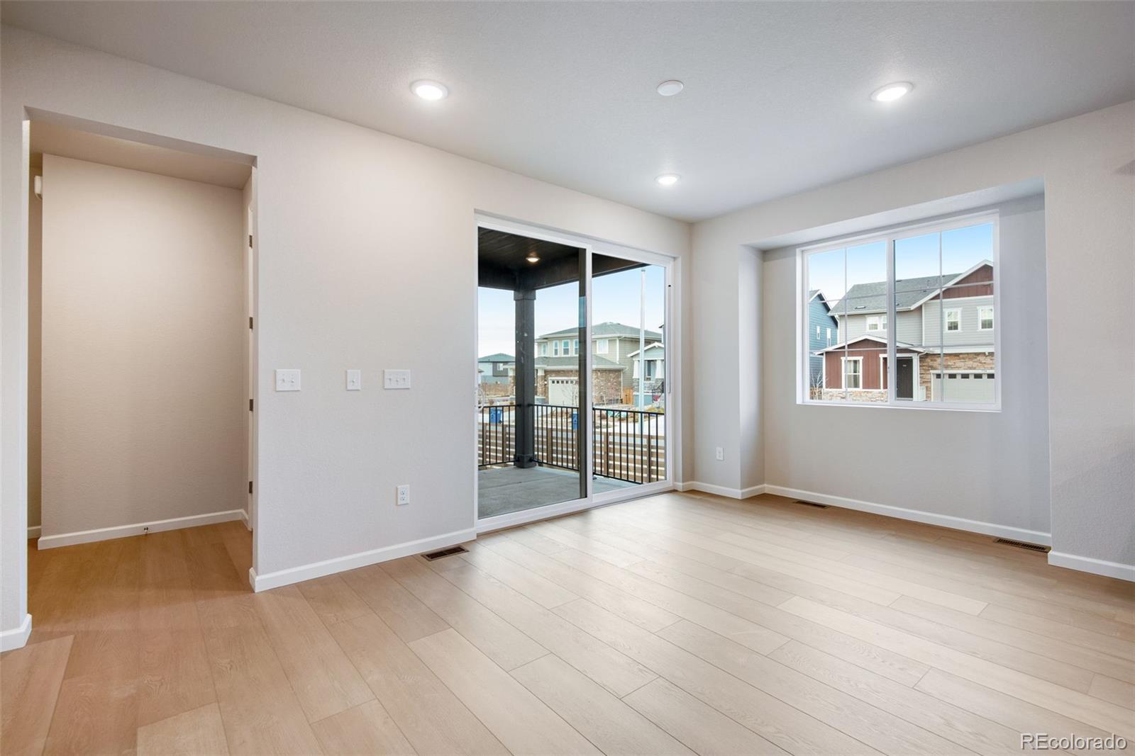 MLS Image #24 for 20573 e 57th avenue,aurora, Colorado