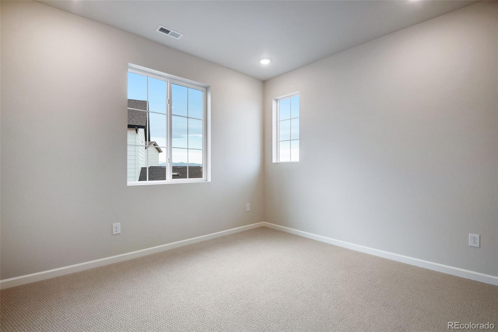 MLS Image #30 for 20573 e 57th avenue,aurora, Colorado