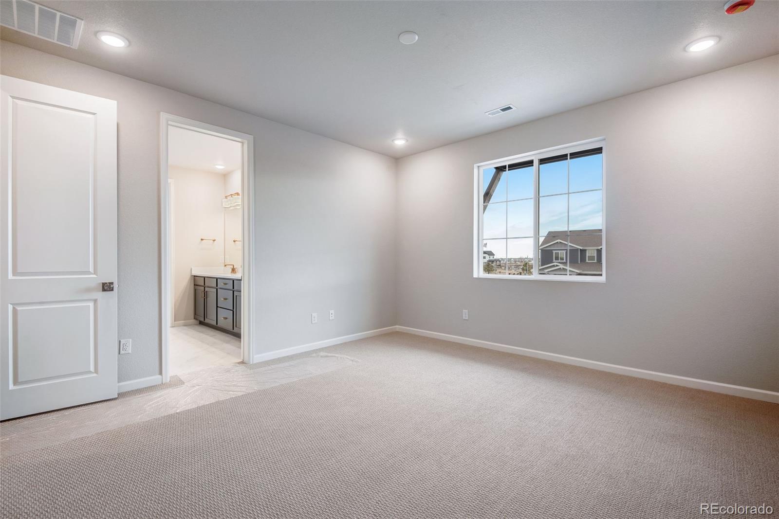 MLS Image #39 for 20573 e 57th avenue,aurora, Colorado