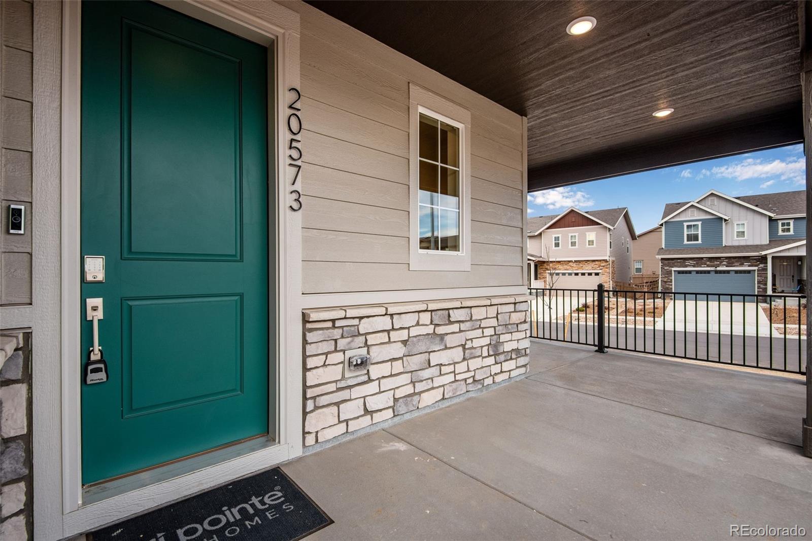 MLS Image #4 for 20573 e 57th avenue,aurora, Colorado