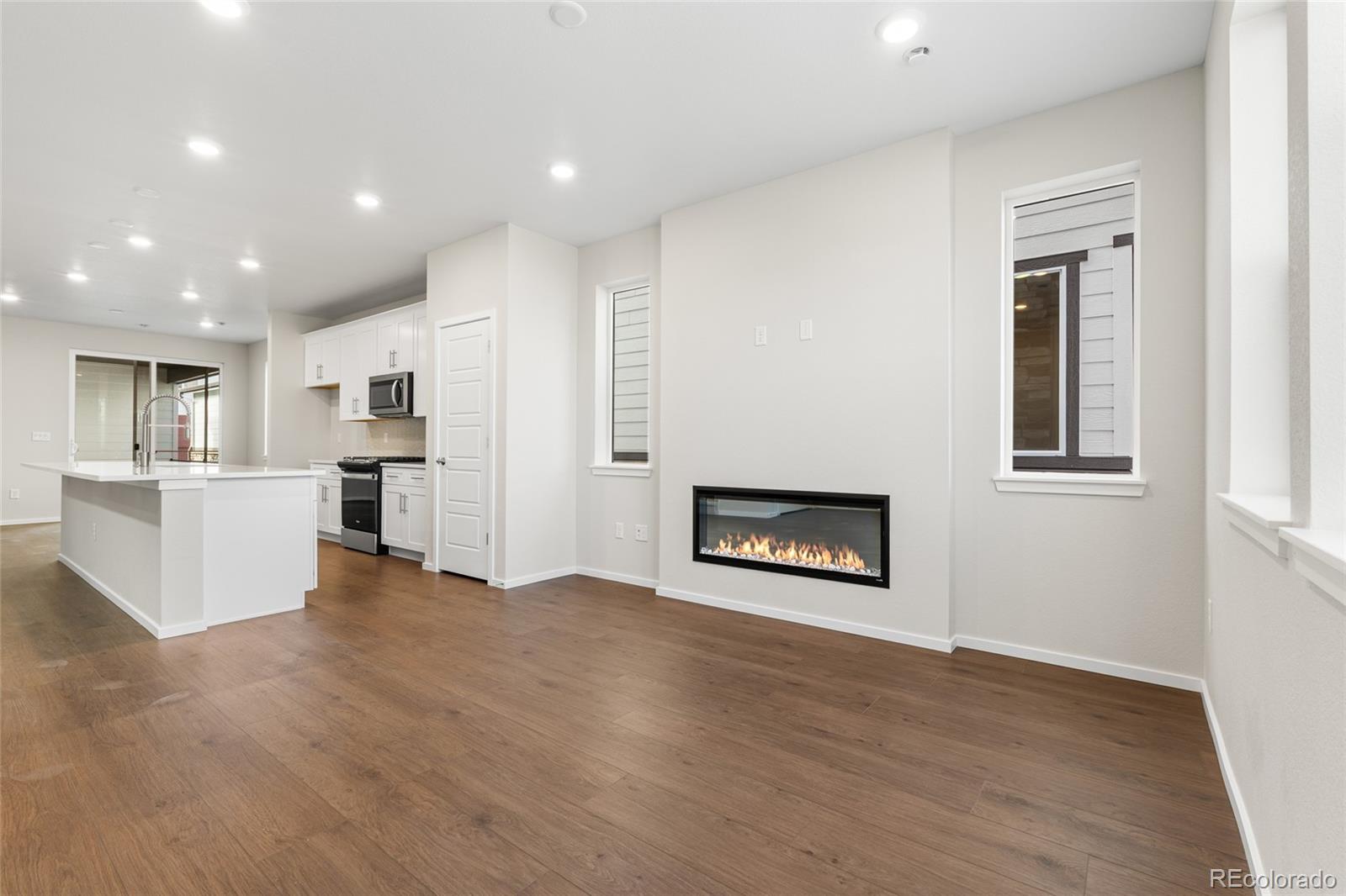 MLS Image #2 for 6227 n nepal street,aurora, Colorado
