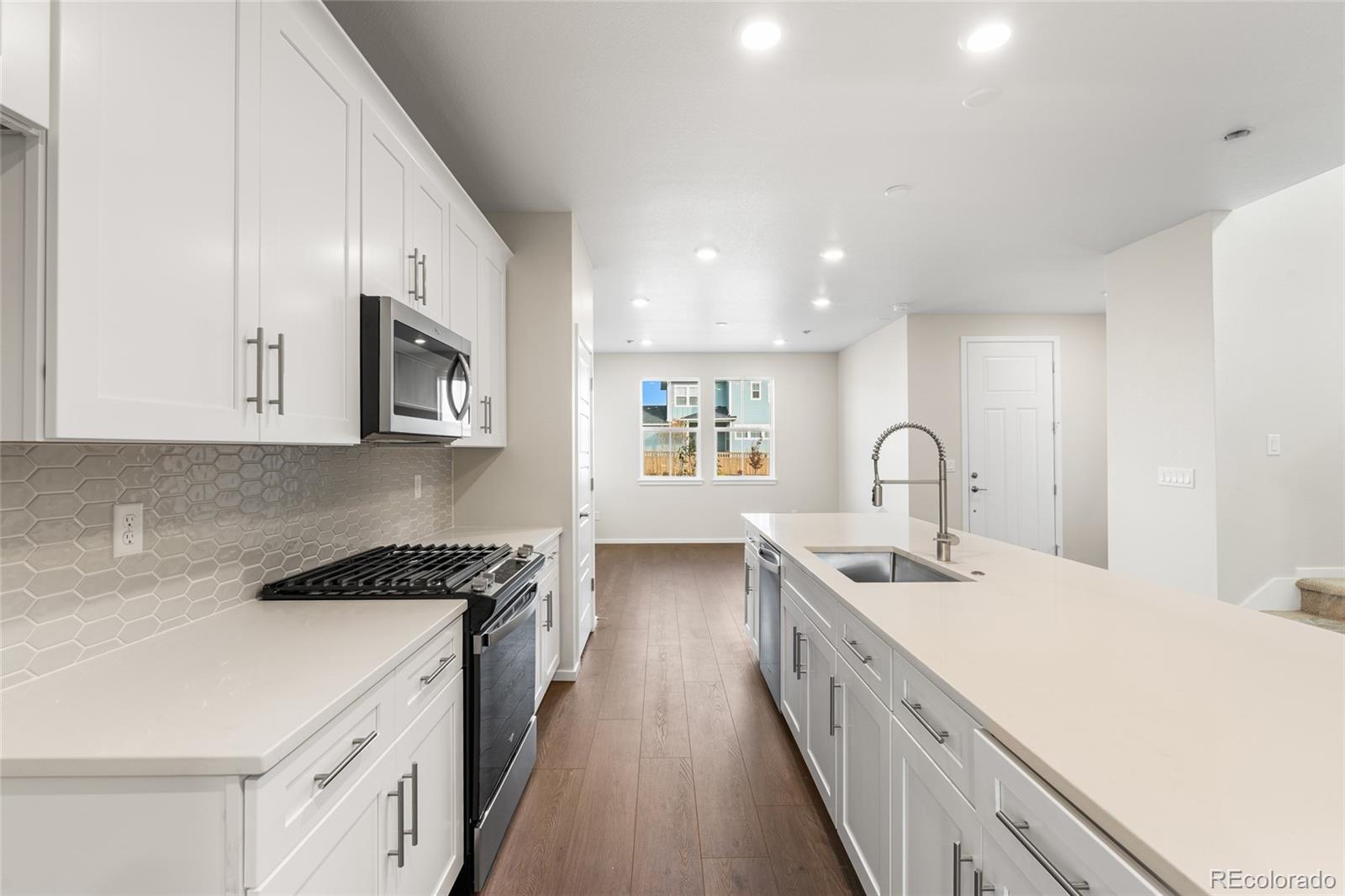 MLS Image #5 for 6227 n nepal street,aurora, Colorado