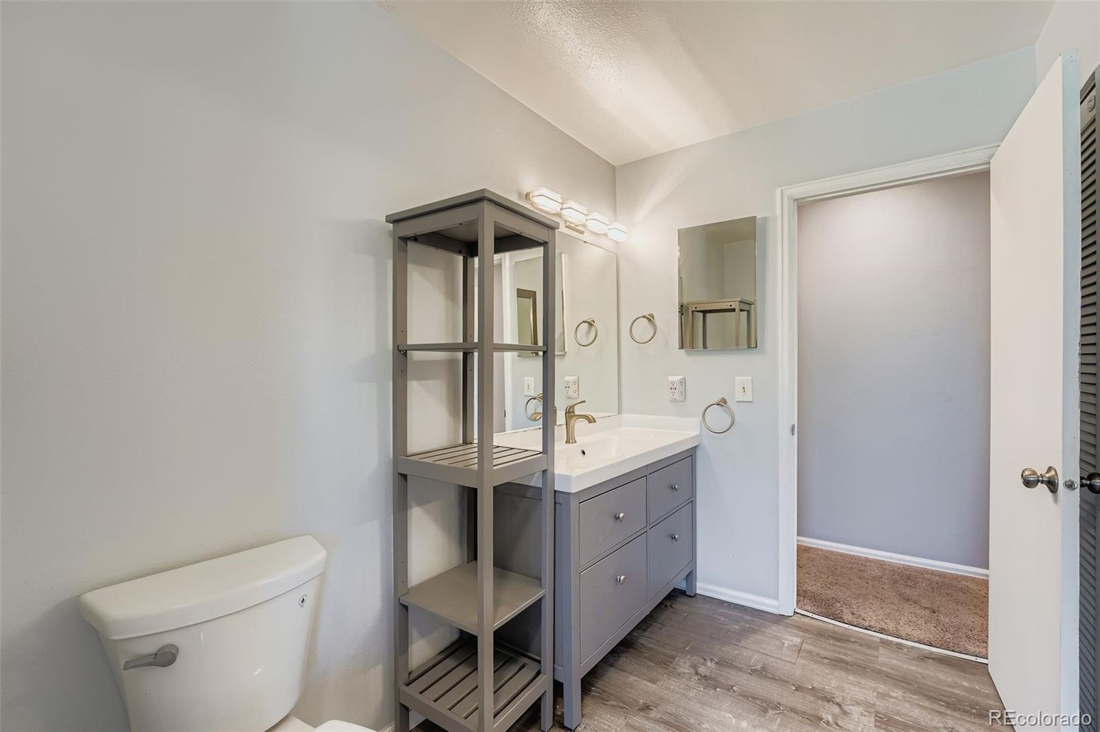 MLS Image #12 for 16026 e warren place,aurora, Colorado