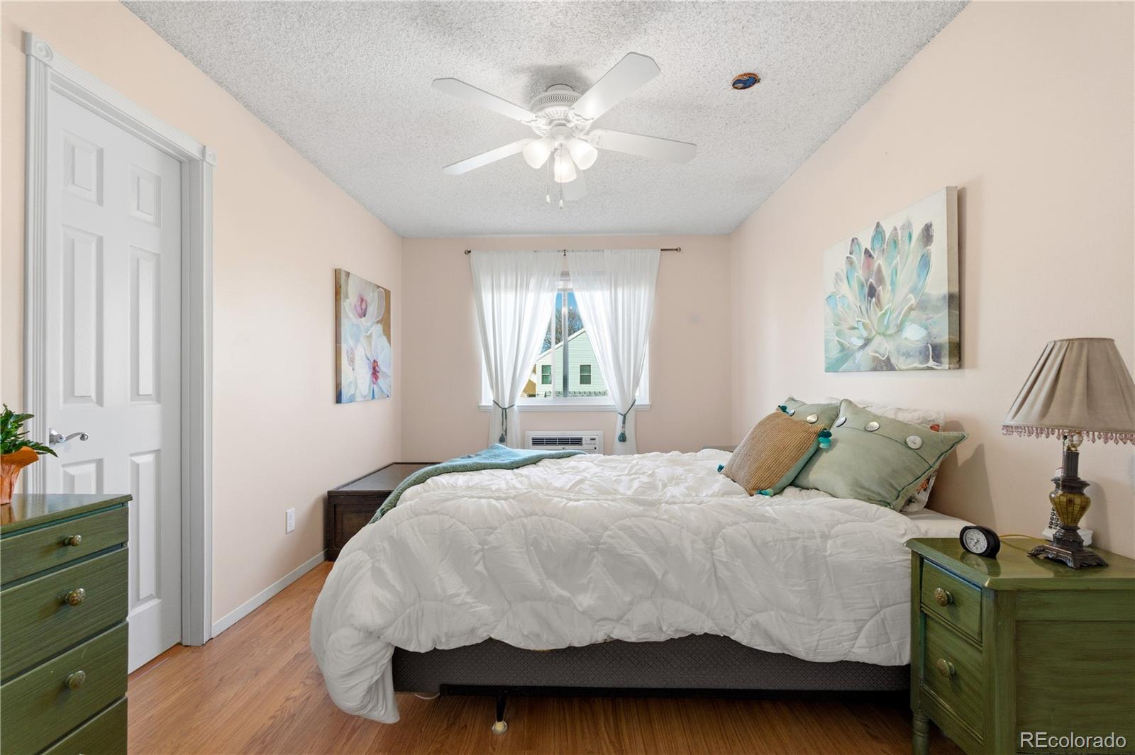 MLS Image #14 for 9858  monroe street,thornton, Colorado
