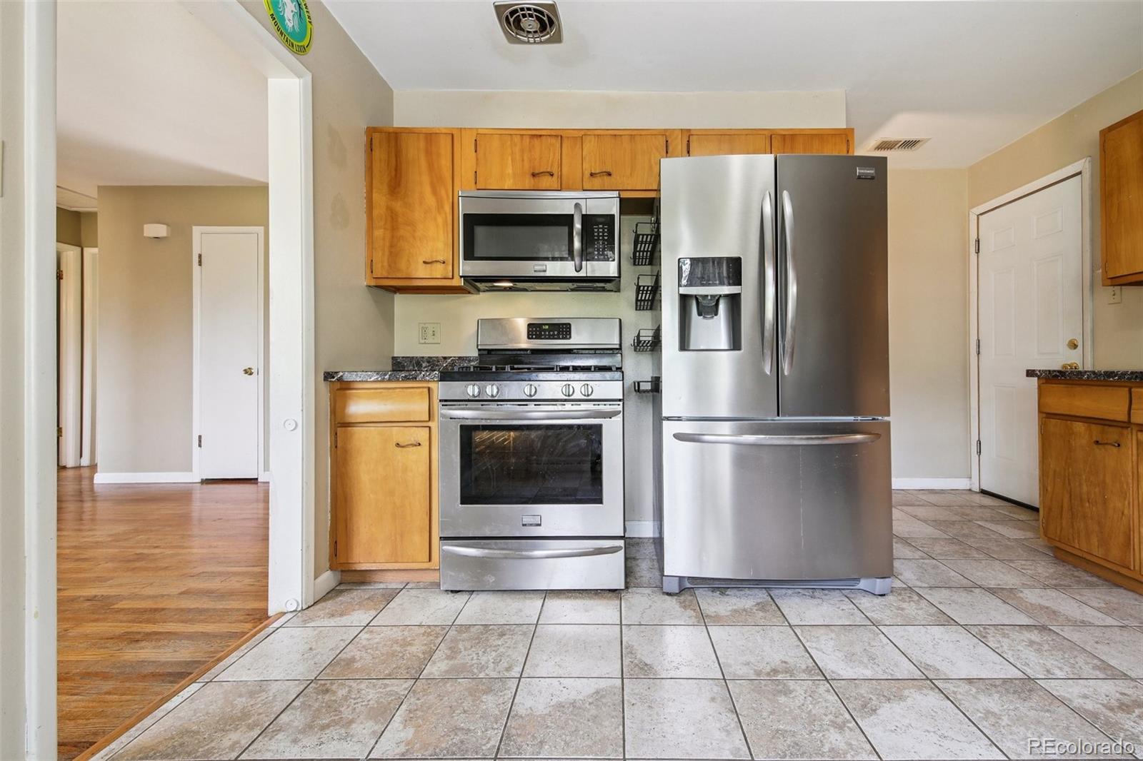 MLS Image #7 for 12023 w virginia avenue,lakewood, Colorado