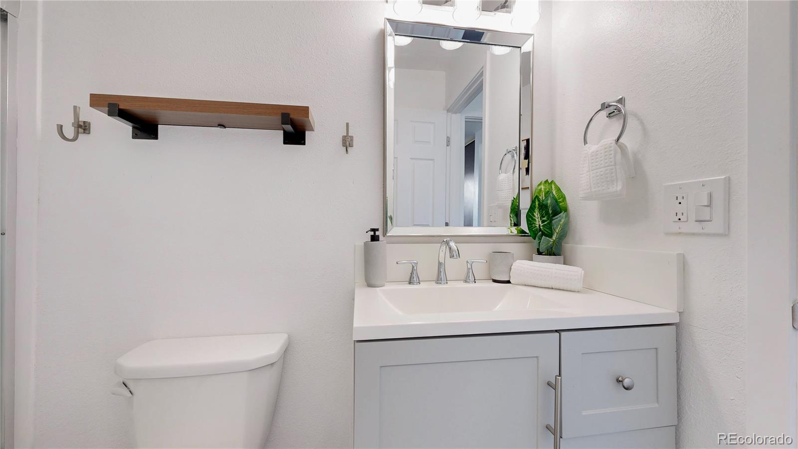 MLS Image #11 for 1034  coronado parkway a,denver, Colorado