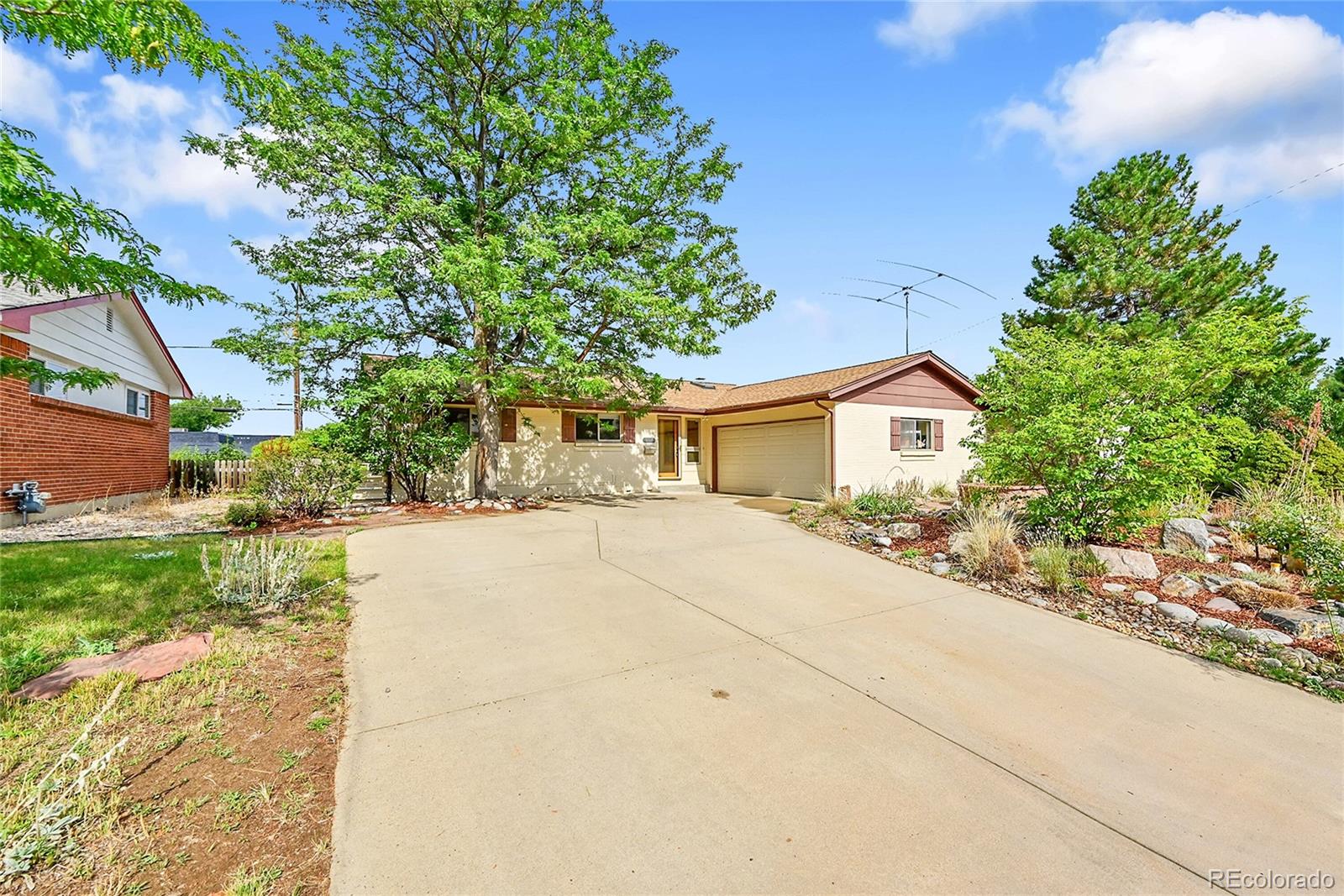 MLS Image #3 for 960  toedtli drive,boulder, Colorado