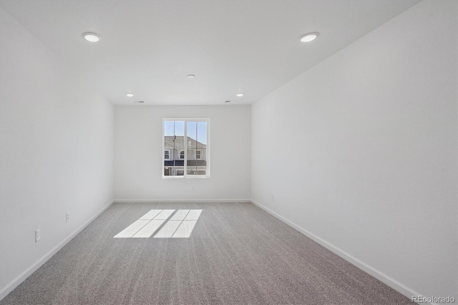 MLS Image #11 for 7097 e 126th place,thornton, Colorado