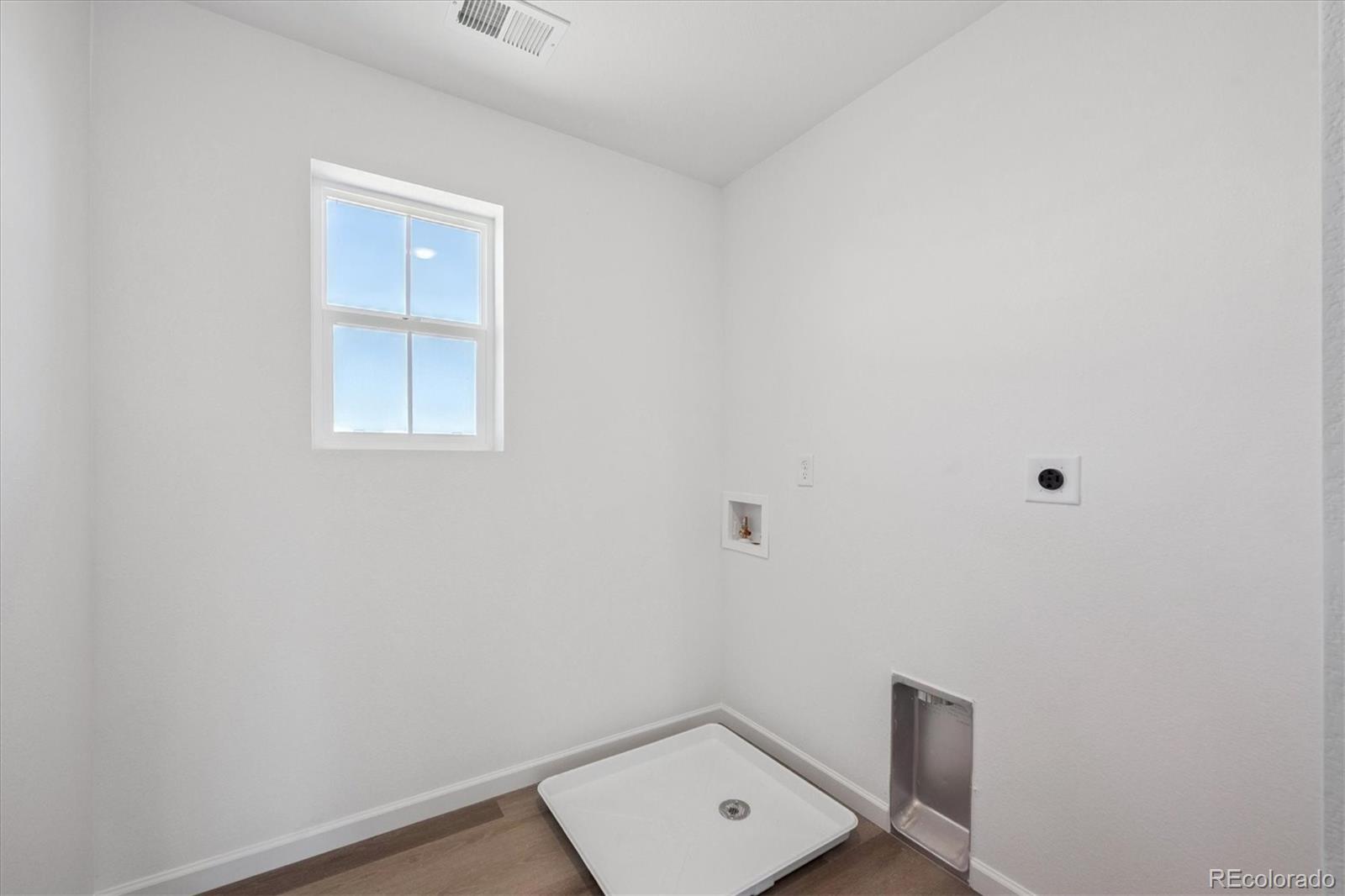 MLS Image #13 for 7097 e 126th place,thornton, Colorado