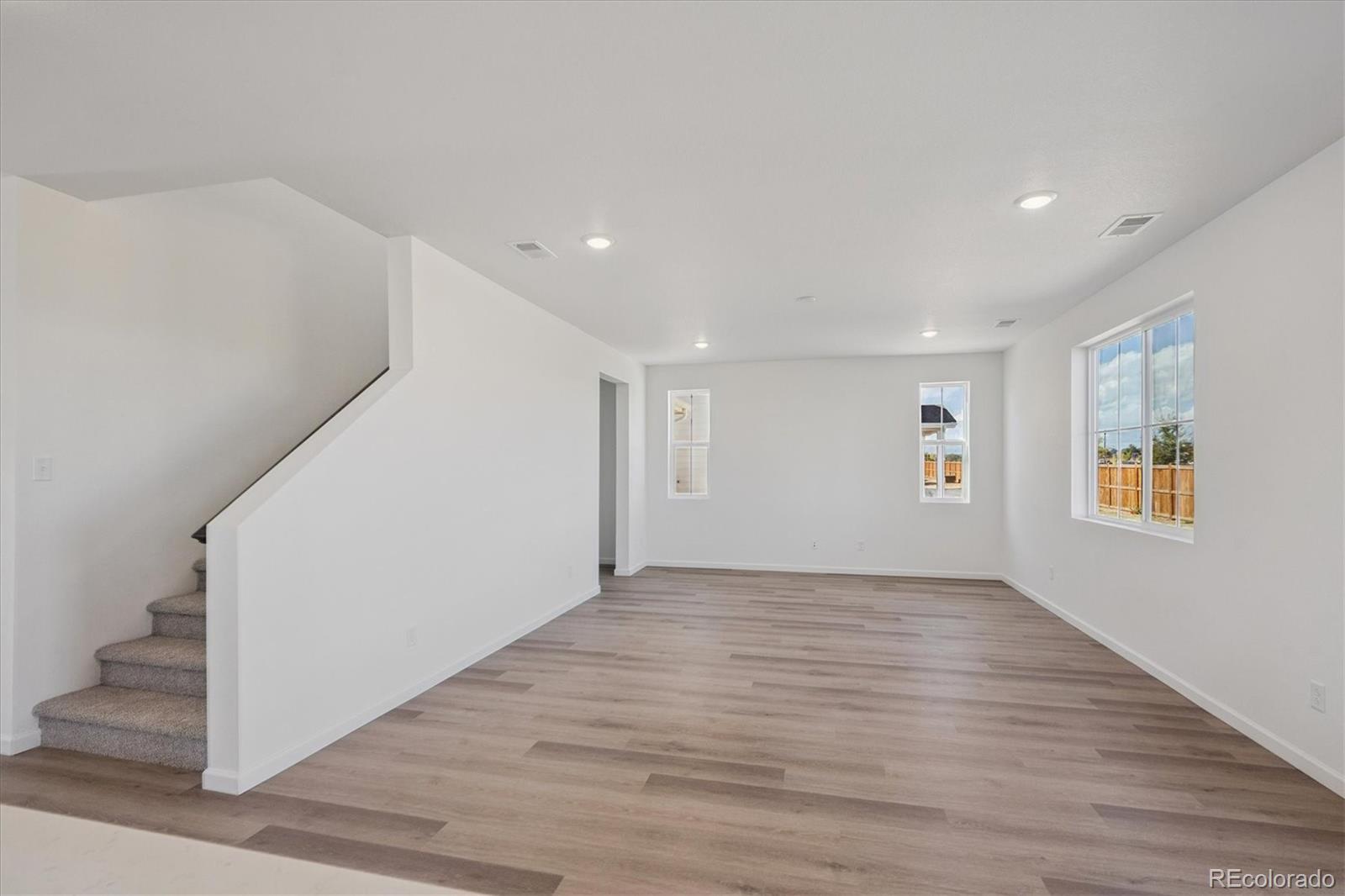 MLS Image #8 for 7097 e 126th place,thornton, Colorado