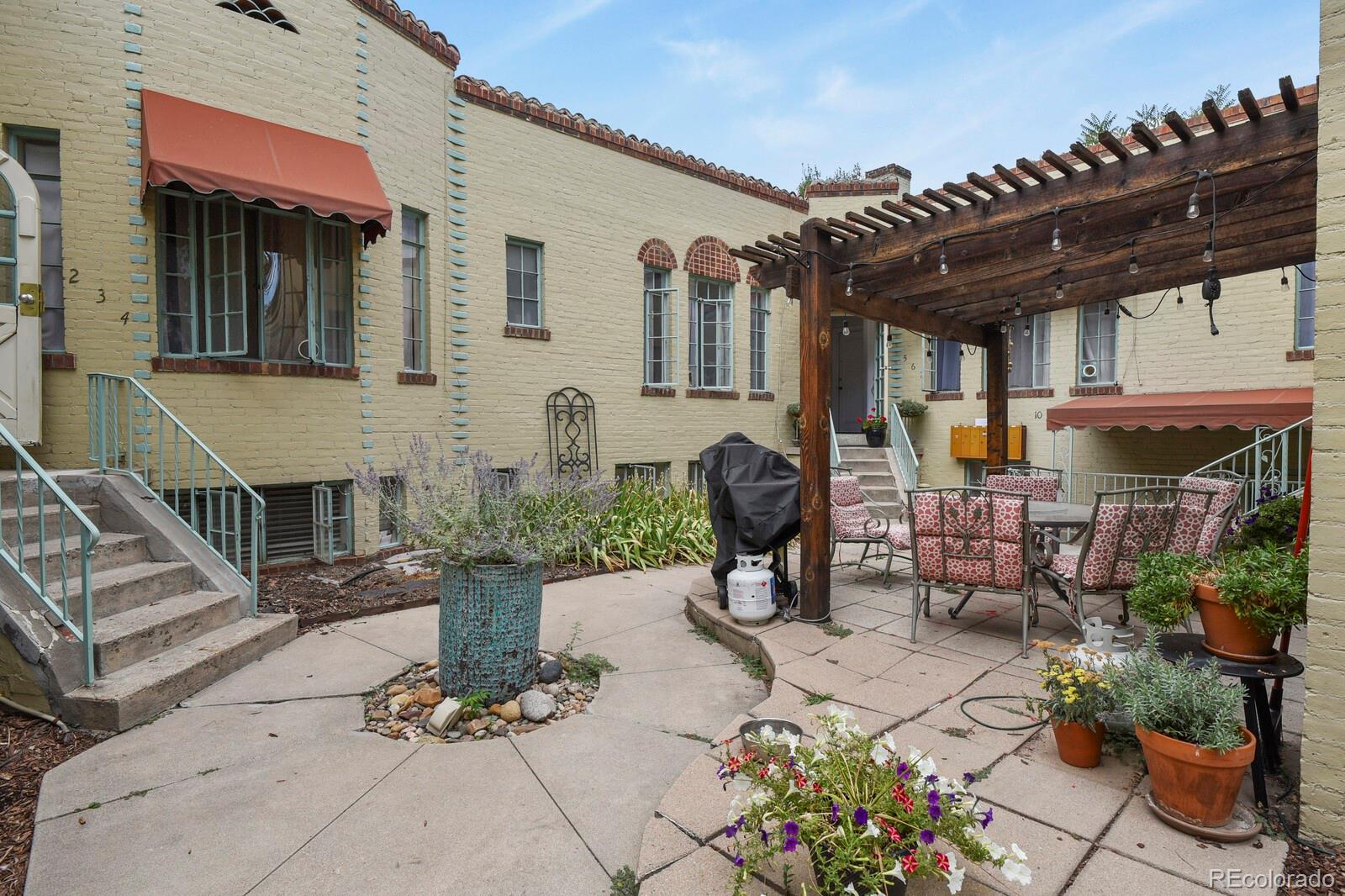 MLS Image #2 for 485 s logan street 11,denver, Colorado