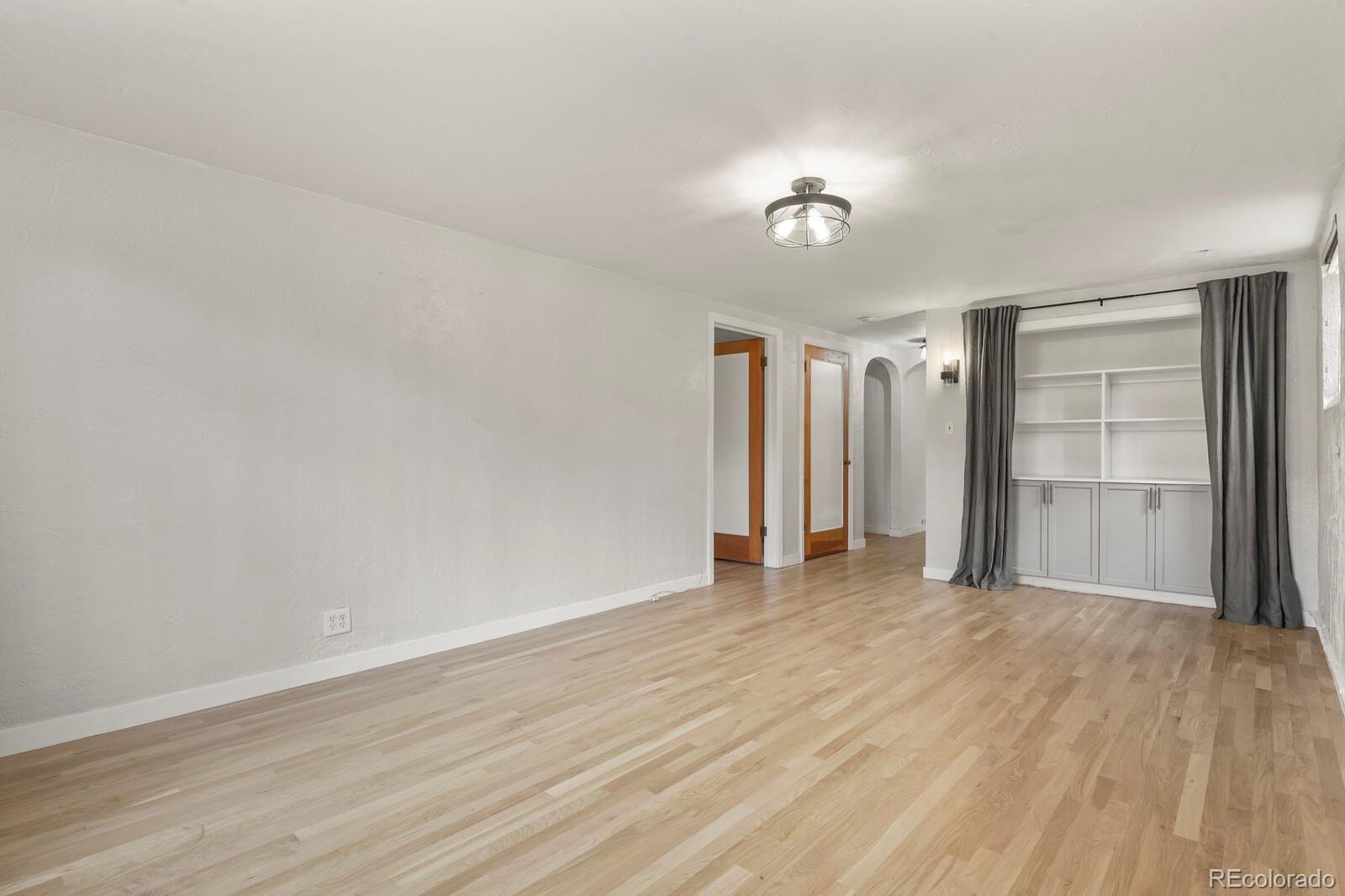 MLS Image #23 for 485 s logan street 11,denver, Colorado
