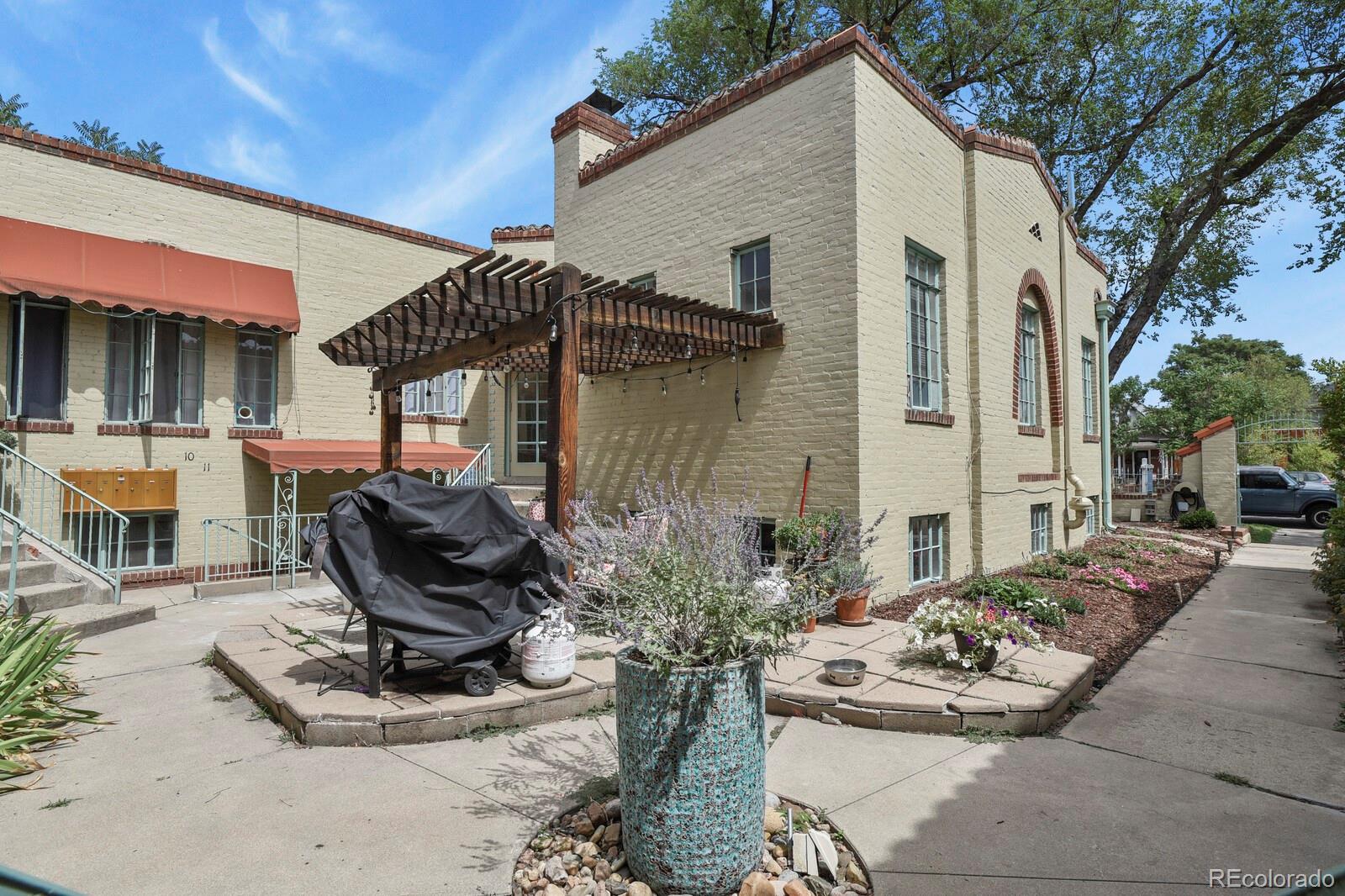 MLS Image #36 for 485 s logan street 11,denver, Colorado