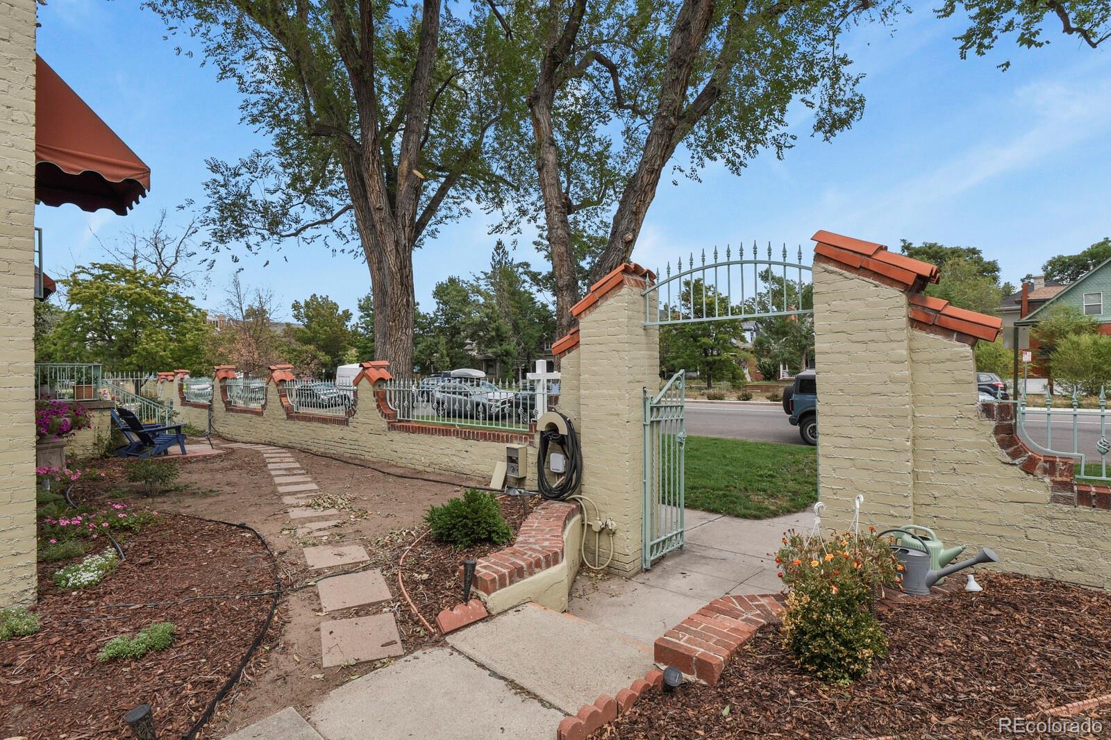 MLS Image #37 for 485 s logan street 11,denver, Colorado