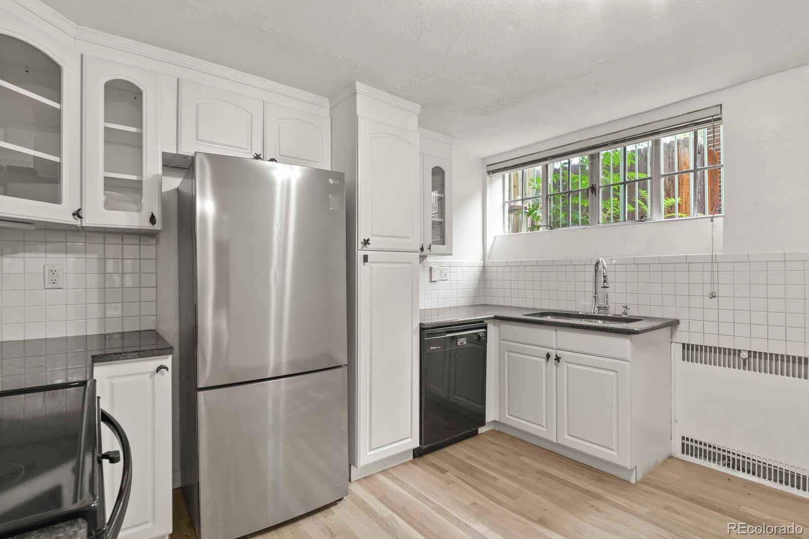 MLS Image #6 for 485 s logan street 11,denver, Colorado