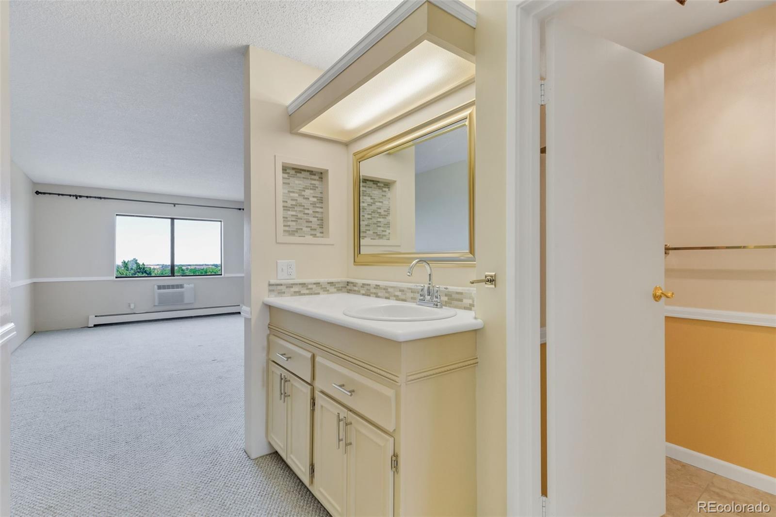 MLS Image #28 for 14390 e marina drive 606,aurora, Colorado