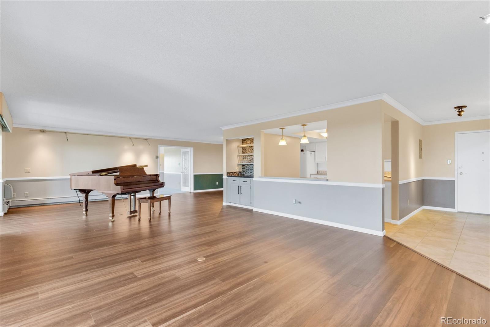 MLS Image #3 for 14390 e marina drive 606,aurora, Colorado