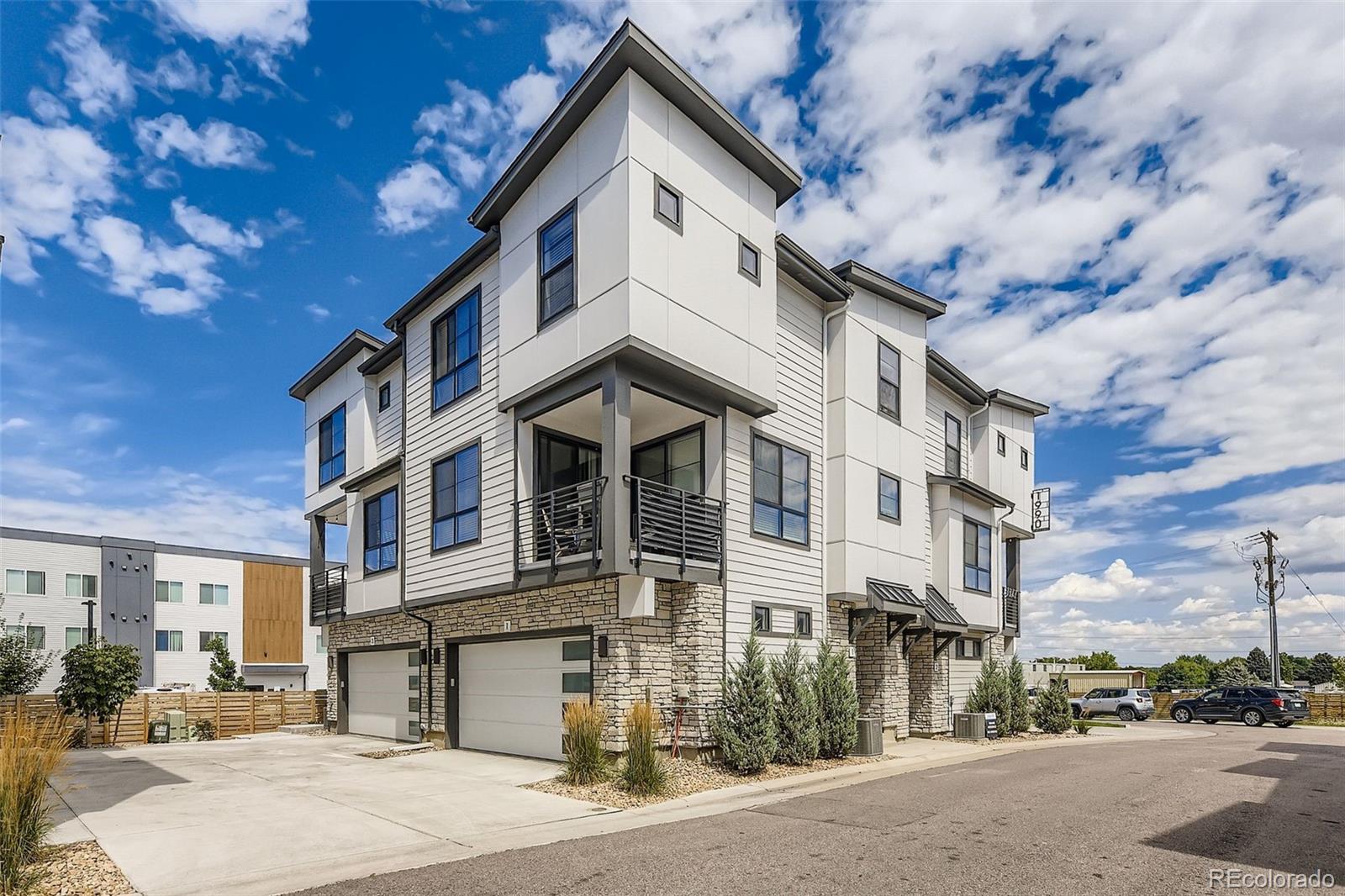 MLS Image #1 for 1990 s holly street 3,denver, Colorado