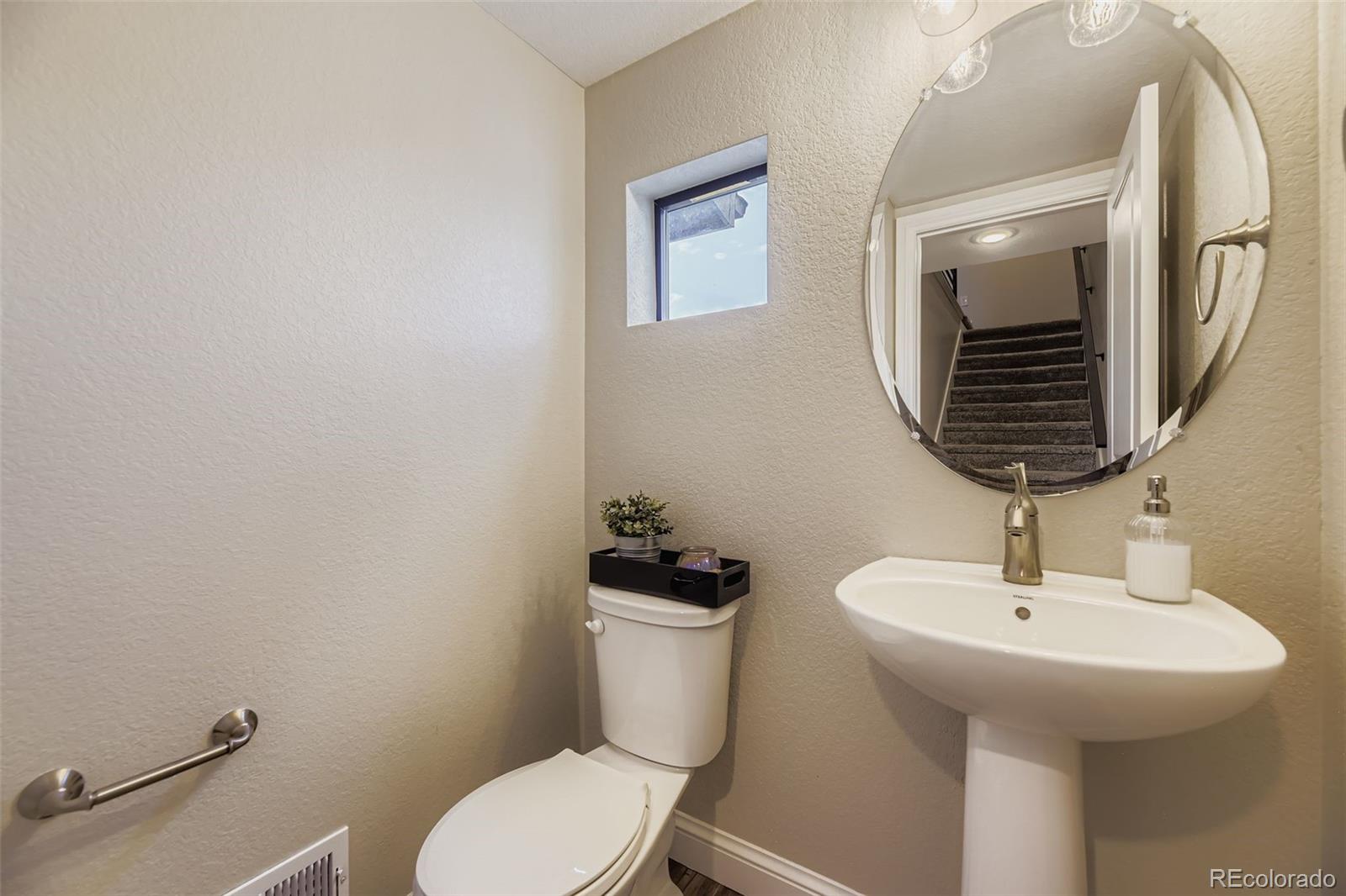 MLS Image #14 for 1990 s holly street 3,denver, Colorado