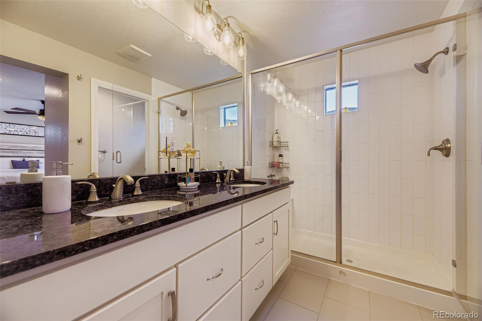 MLS Image #18 for 1990 s holly street 3,denver, Colorado
