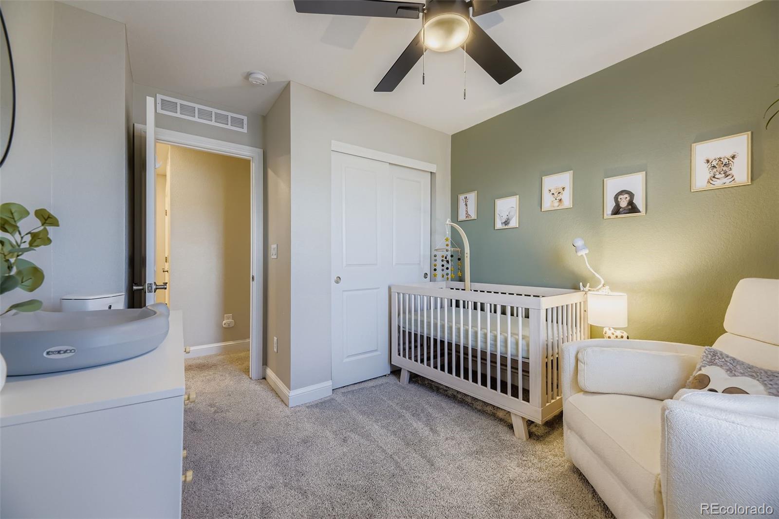 MLS Image #22 for 1990 s holly street 3,denver, Colorado