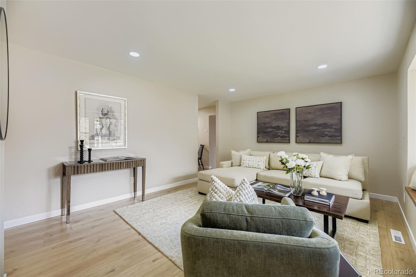 MLS Image #1 for 414 s worchester way,aurora, Colorado