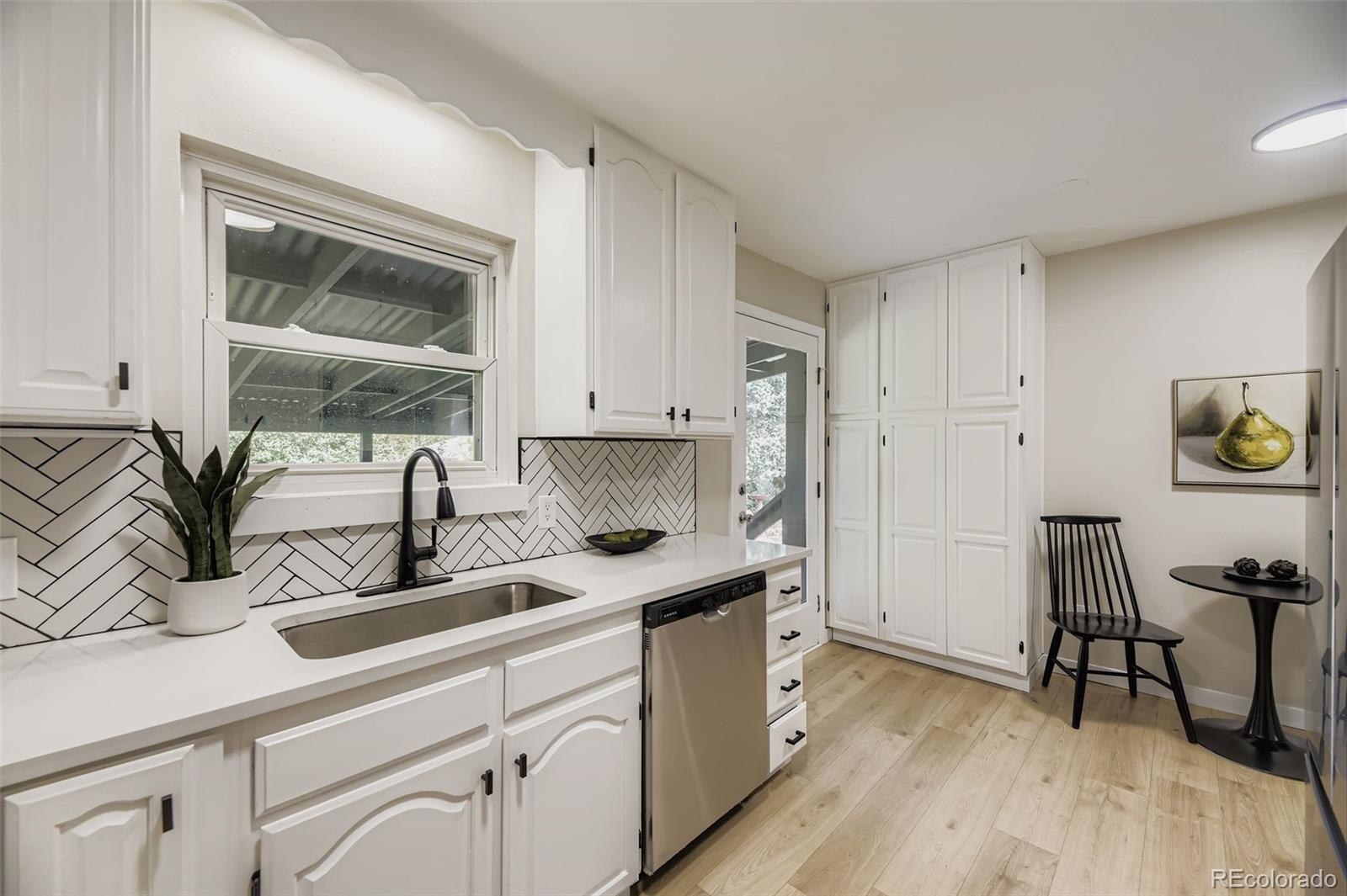 MLS Image #6 for 414 s worchester way,aurora, Colorado