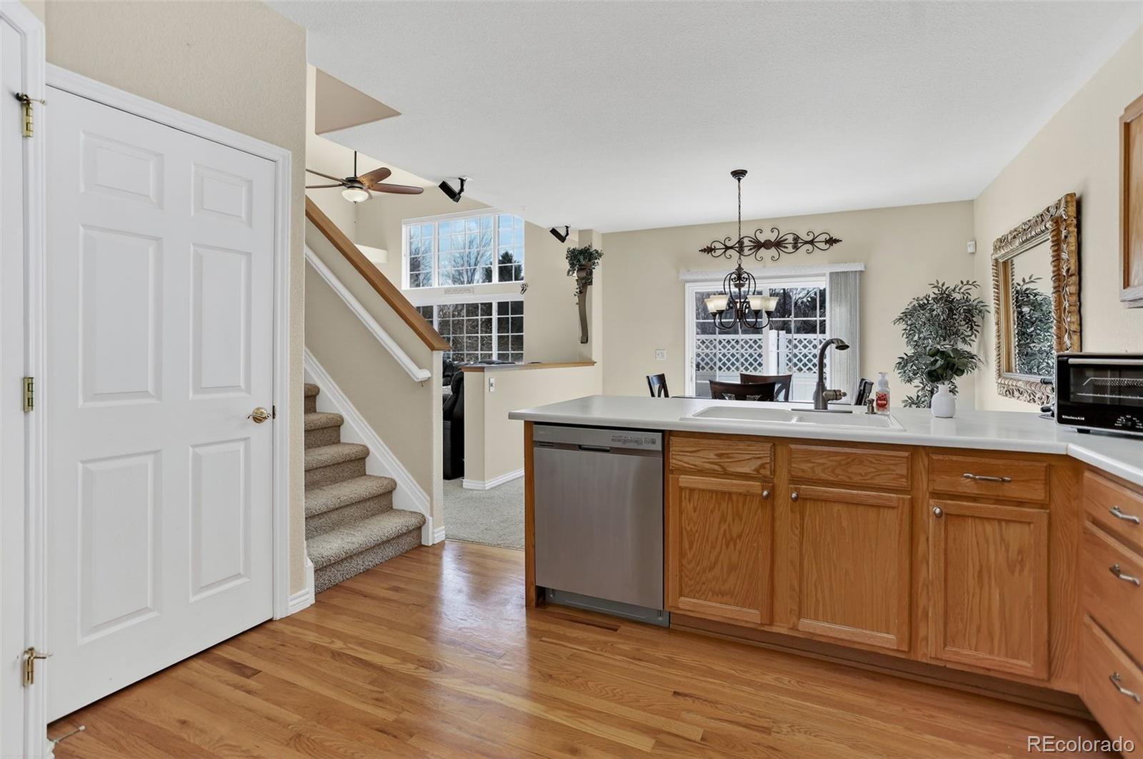 MLS Image #16 for 6068 w utah lane,lakewood, Colorado