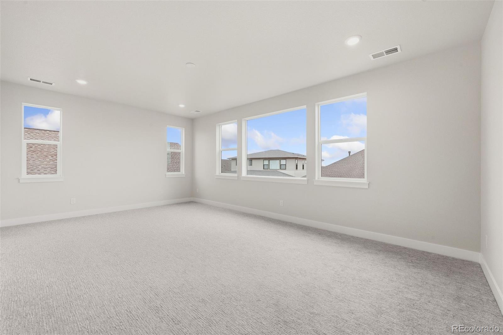 MLS Image #11 for 1675  sundown run drive,windsor, Colorado