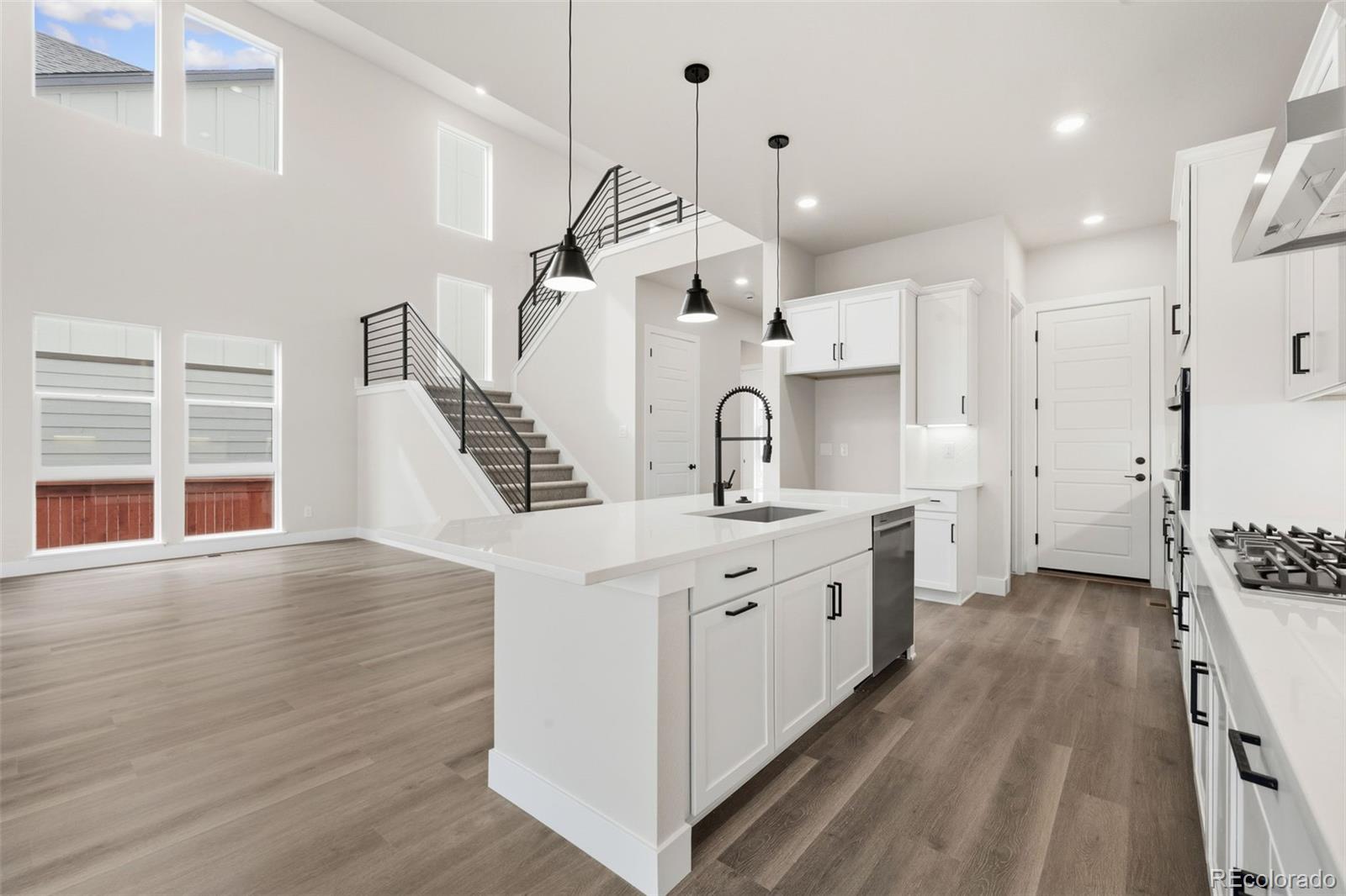 MLS Image #3 for 1675  sundown run drive,windsor, Colorado