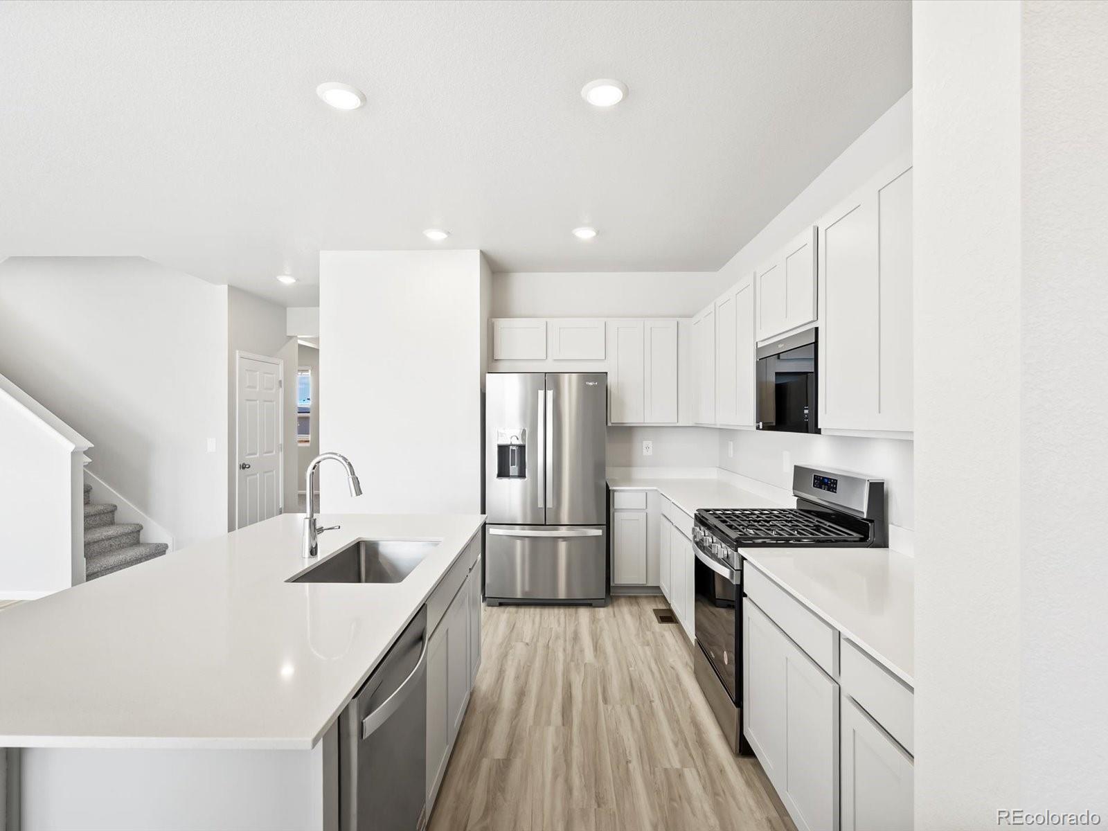 MLS Image #14 for 17558 e 90th place,commerce city, Colorado