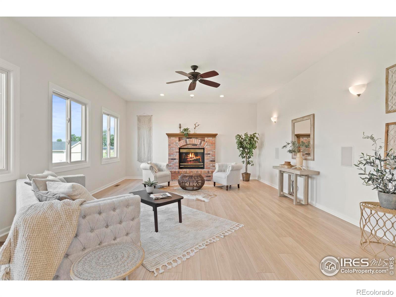 MLS Image #12 for 32653  stagecoach road,windsor, Colorado