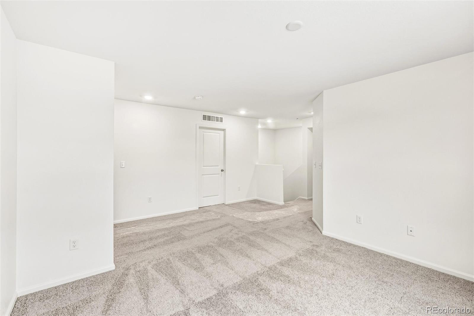 MLS Image #19 for 28708 e 6th place,watkins, Colorado