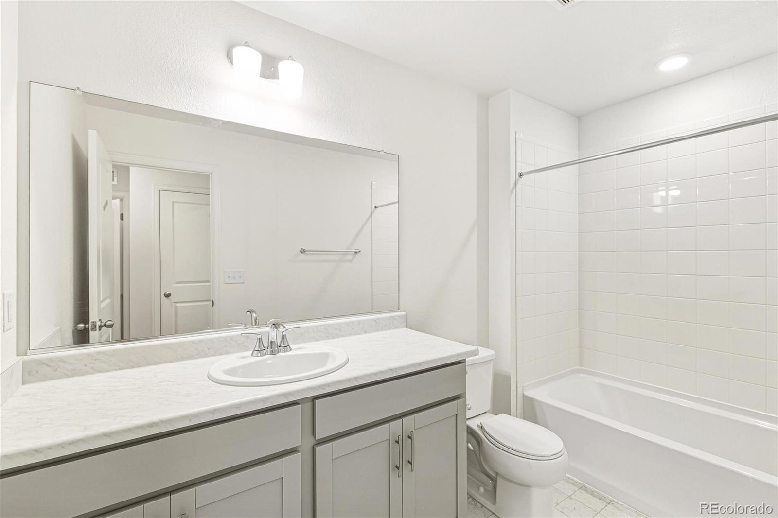MLS Image #25 for 28708 e 6th place,watkins, Colorado