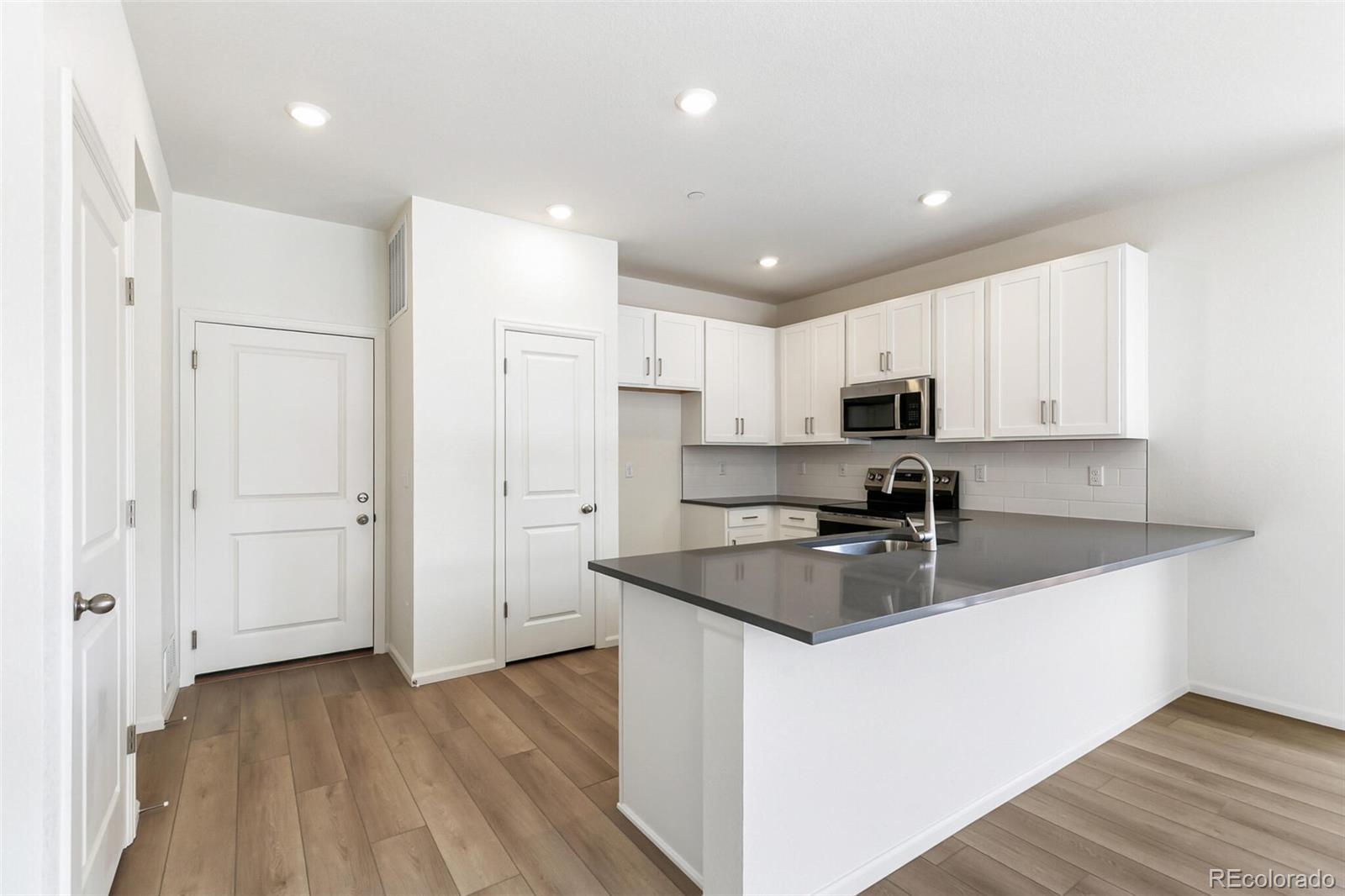 MLS Image #10 for 13469 e 111th avenue,commerce city, Colorado