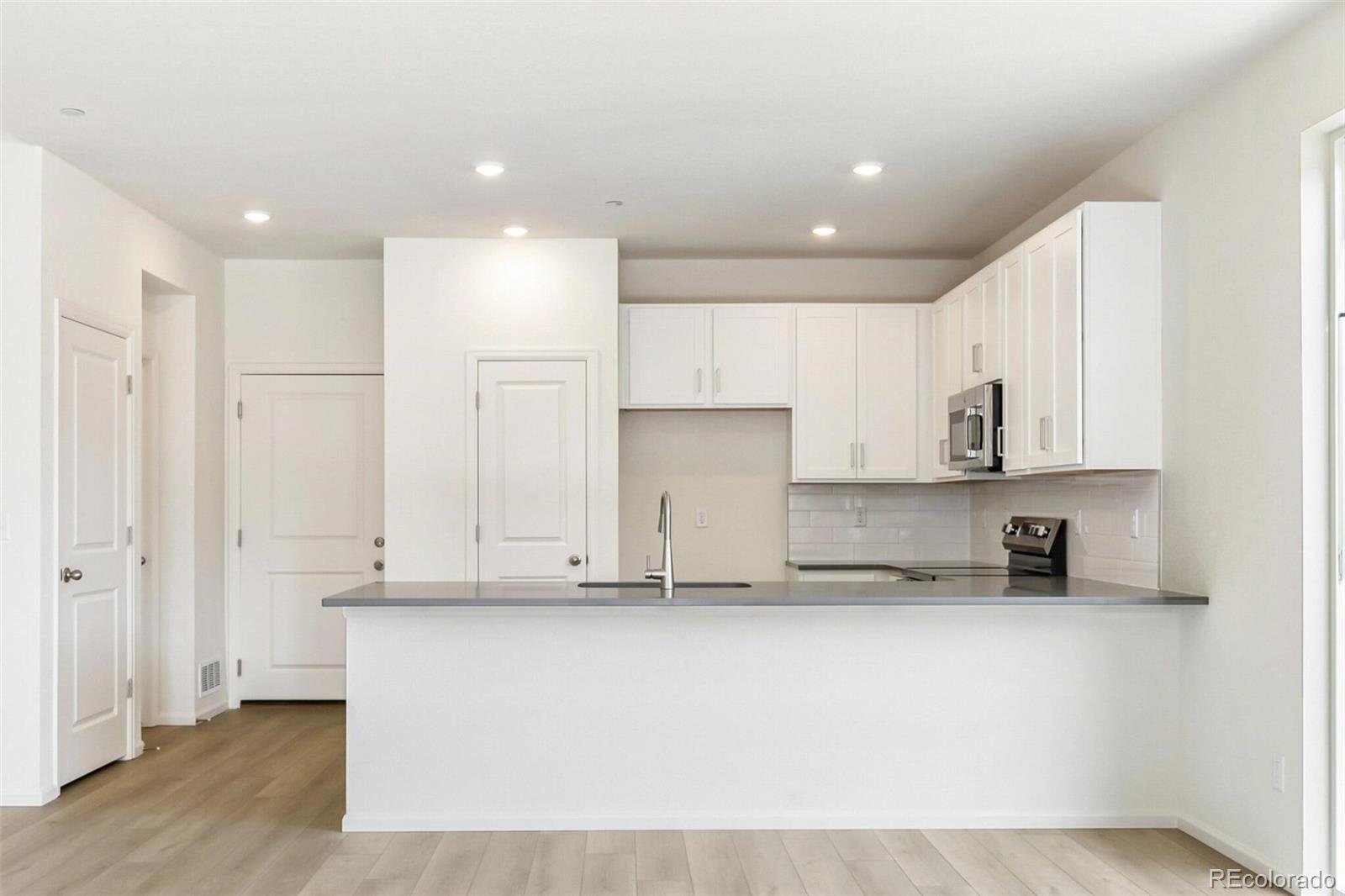 MLS Image #8 for 13469 e 111th avenue,commerce city, Colorado
