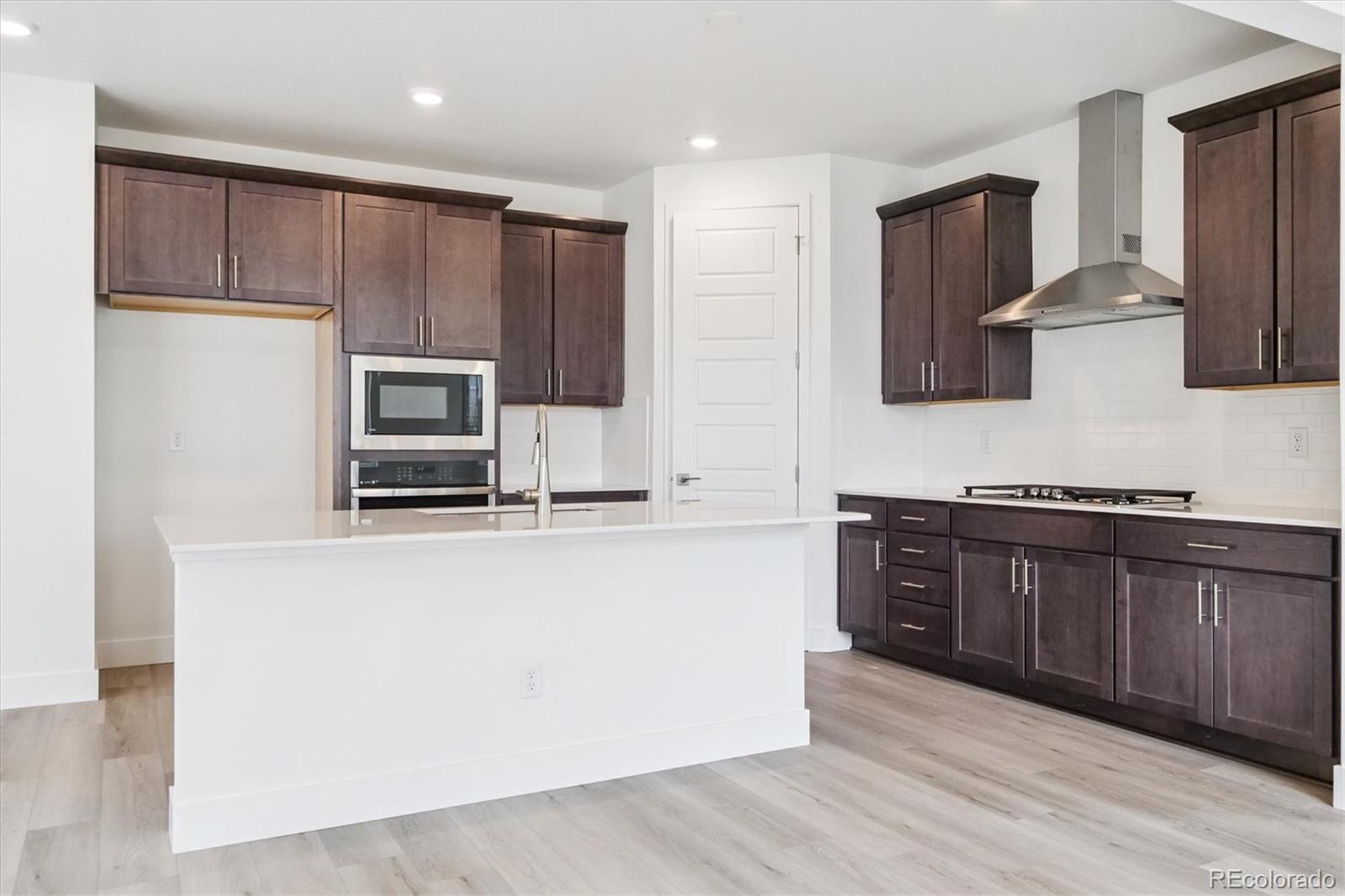 MLS Image #5 for 8467  snake river street,littleton, Colorado