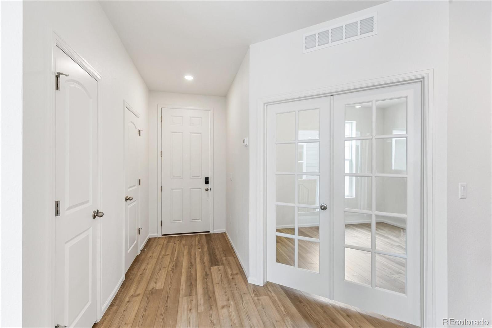 MLS Image #17 for 28778 e 6th place,watkins, Colorado