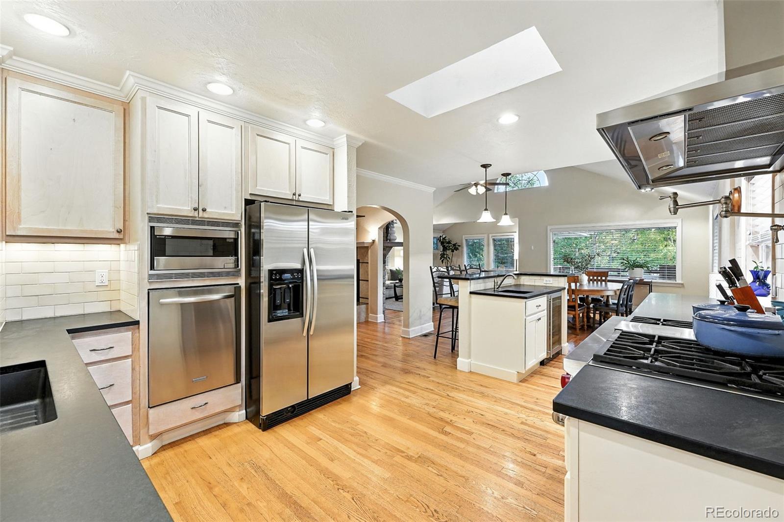MLS Image #10 for 1101  pikeview street,lakewood, Colorado