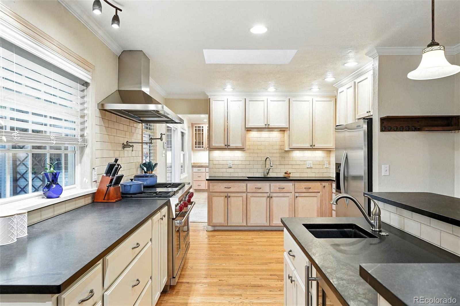 MLS Image #2 for 1101  pikeview street,lakewood, Colorado