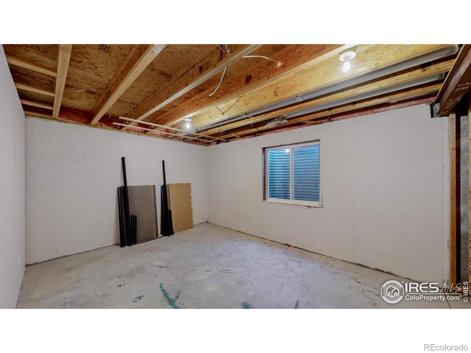 MLS Image #24 for 1107  navajo place,berthoud, Colorado