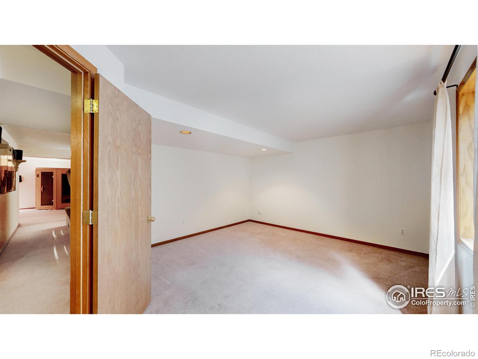 MLS Image #25 for 1107  navajo place,berthoud, Colorado
