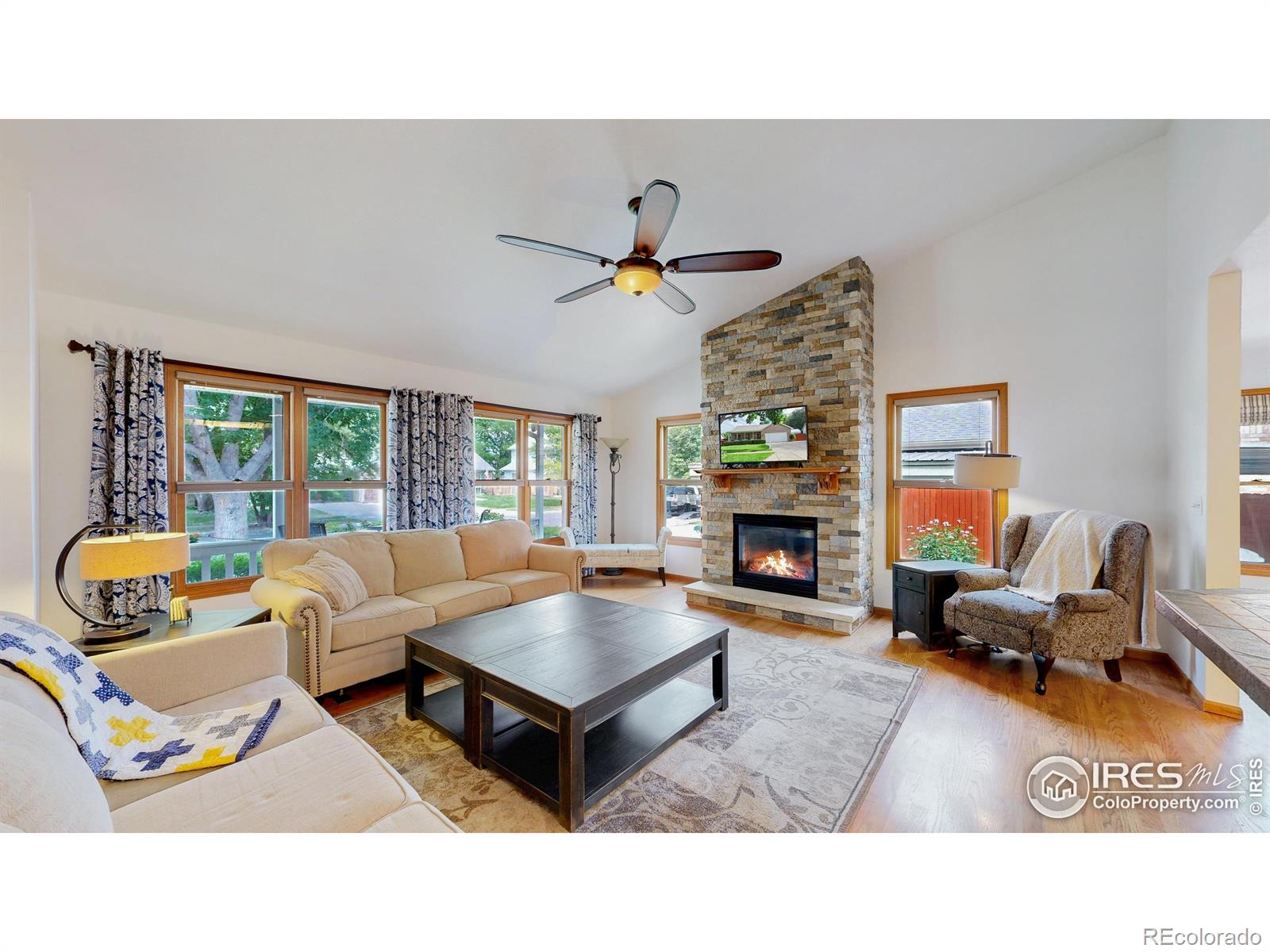 MLS Image #6 for 1107  navajo place,berthoud, Colorado