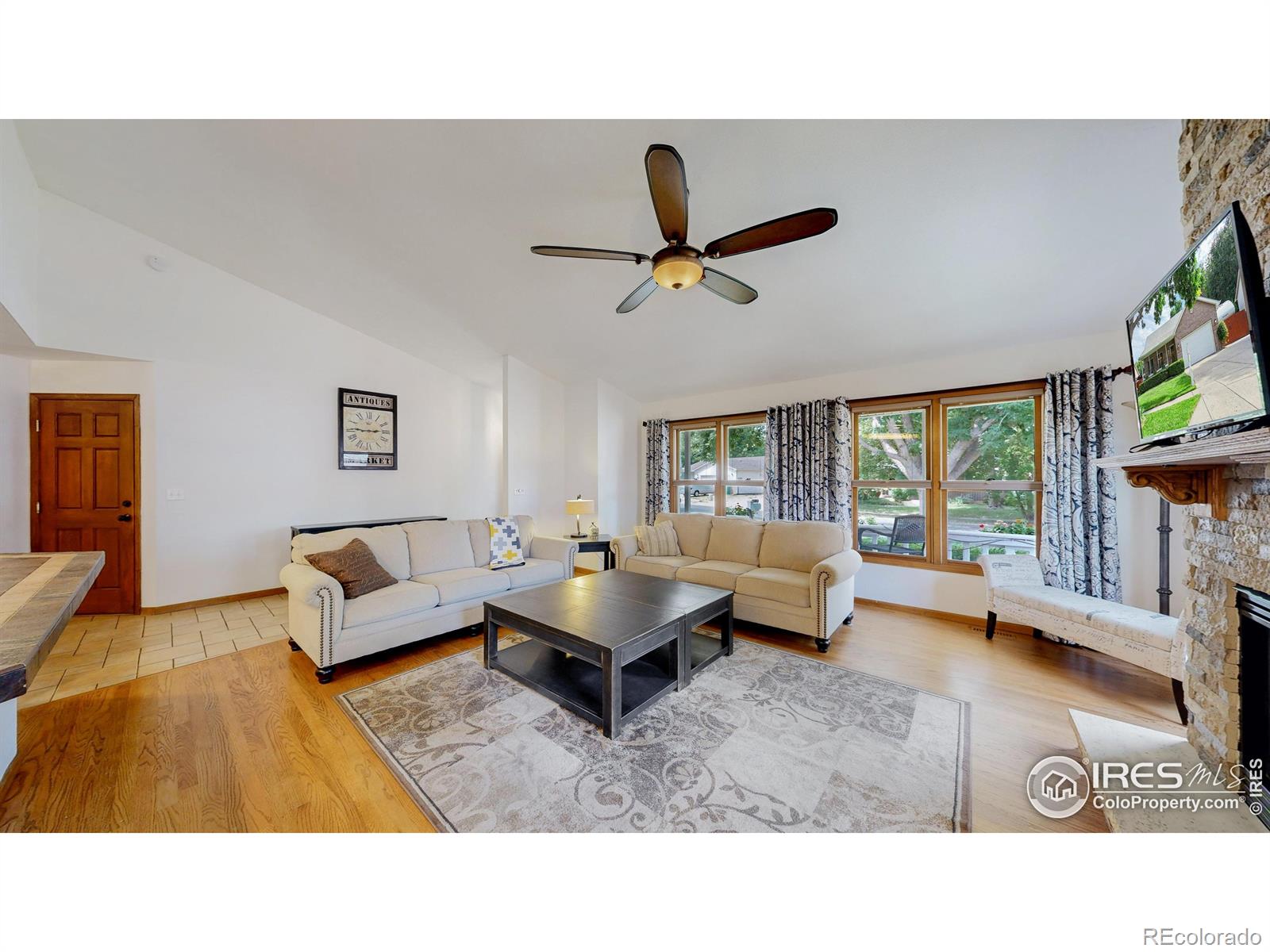 MLS Image #7 for 1107  navajo place,berthoud, Colorado