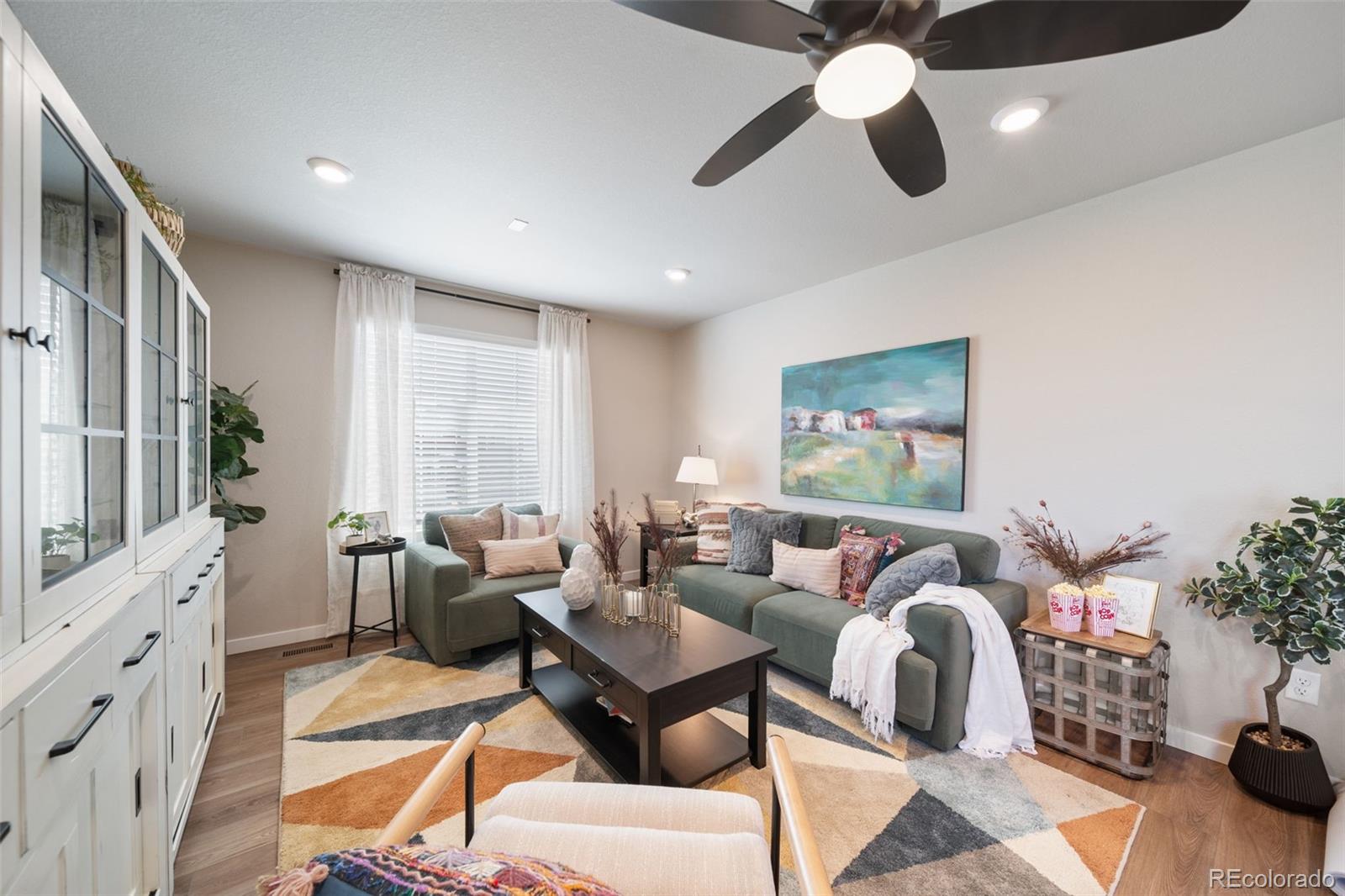 MLS Image #44 for 22292 e 38th place,aurora, Colorado
