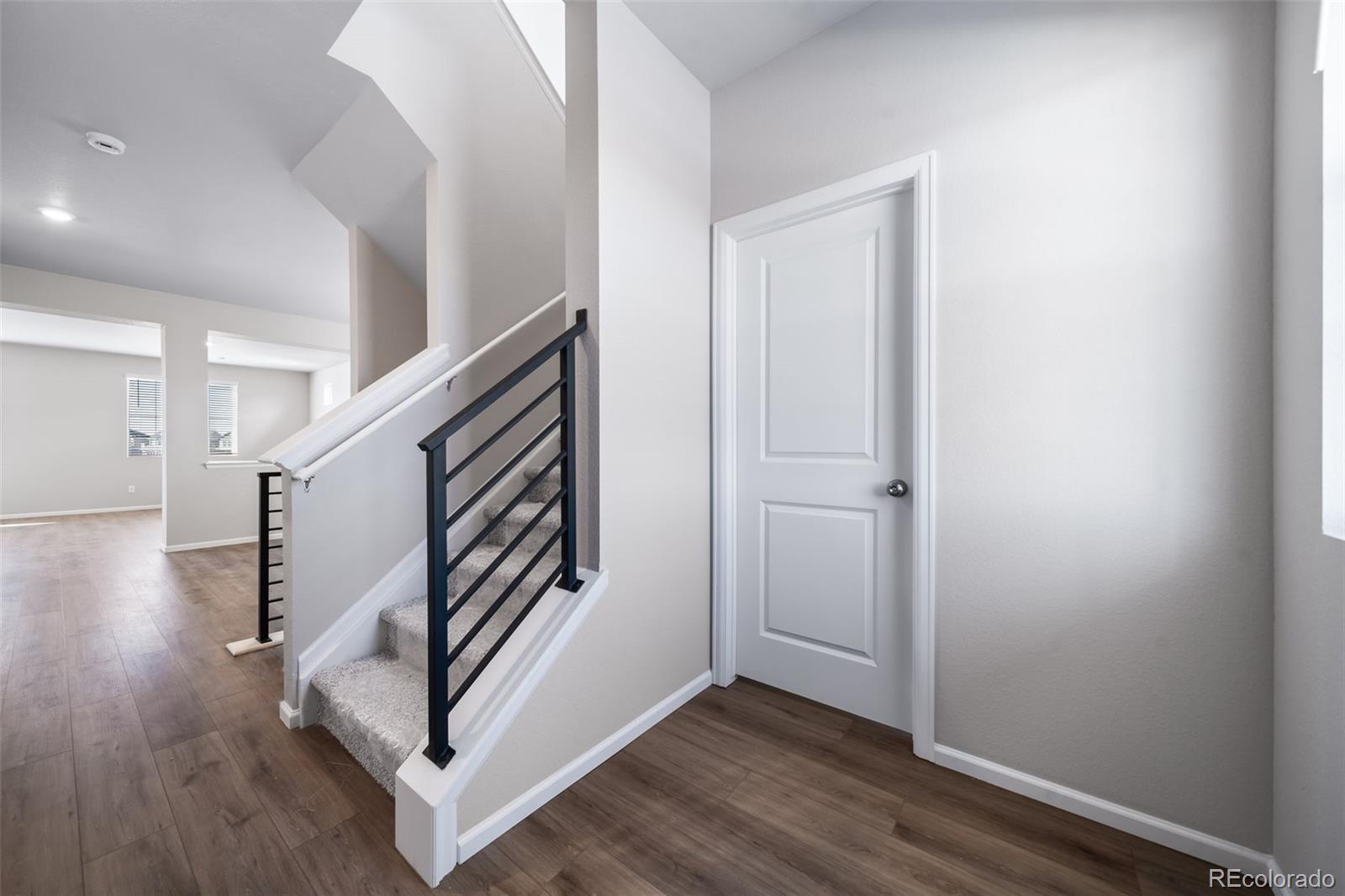 MLS Image #25 for 22302 e 38th place,aurora, Colorado