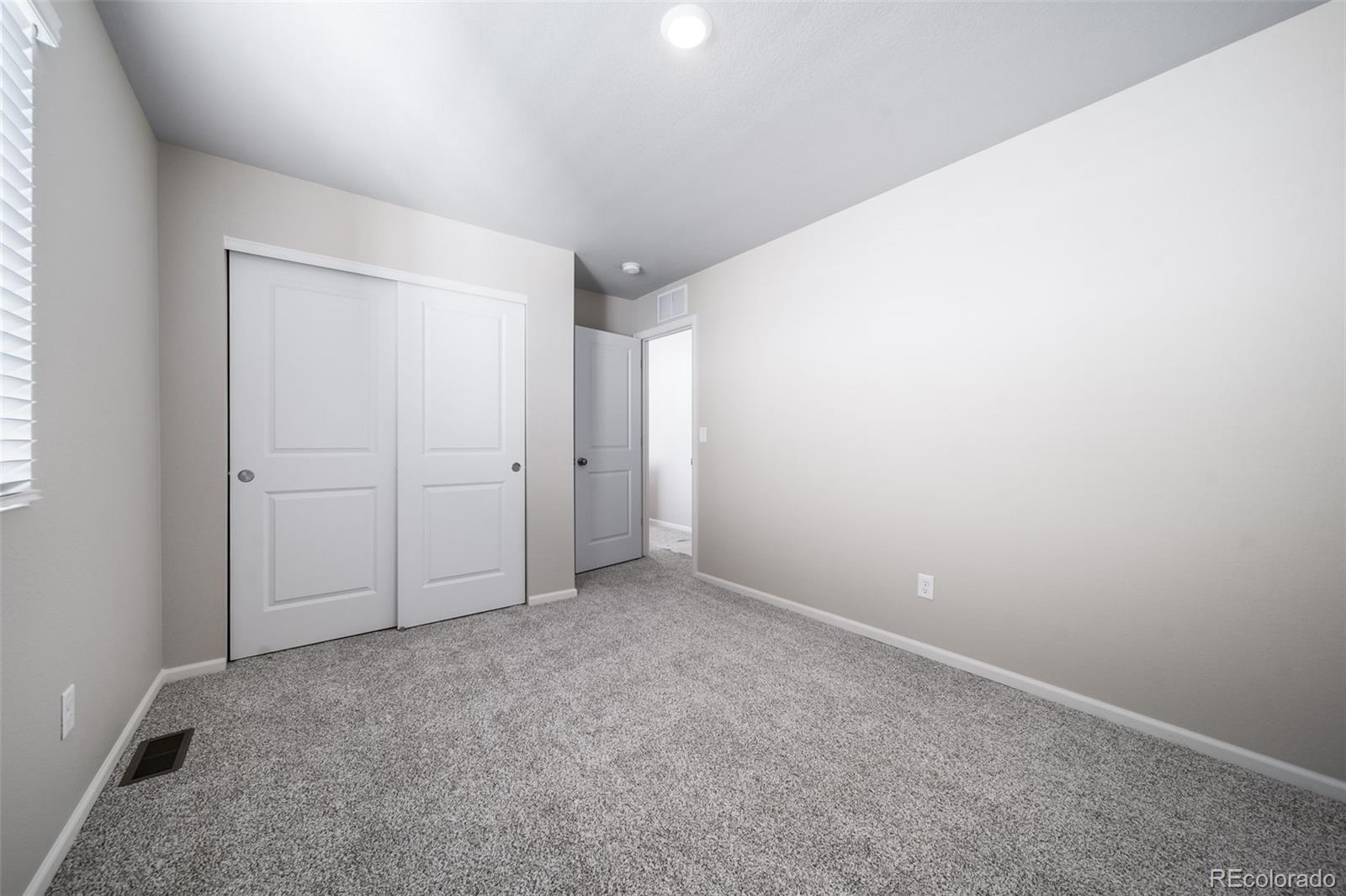 MLS Image #33 for 22302 e 38th place,aurora, Colorado