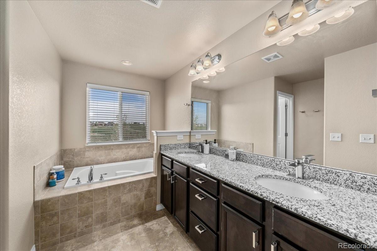 MLS Image #19 for 2757  stallion way,mead, Colorado
