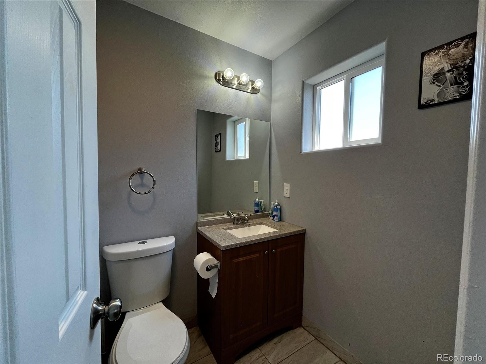 MLS Image #12 for 368  c avenue,limon, Colorado