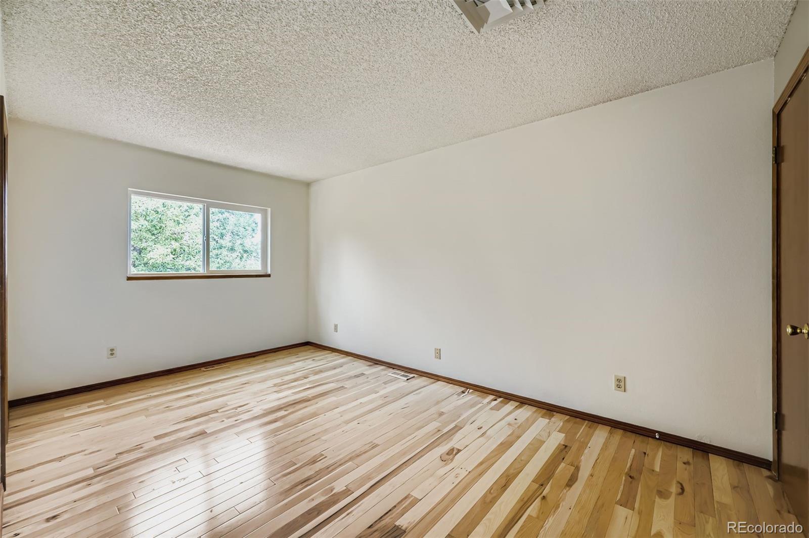 MLS Image #7 for 5410  sacramento place,colorado springs, Colorado
